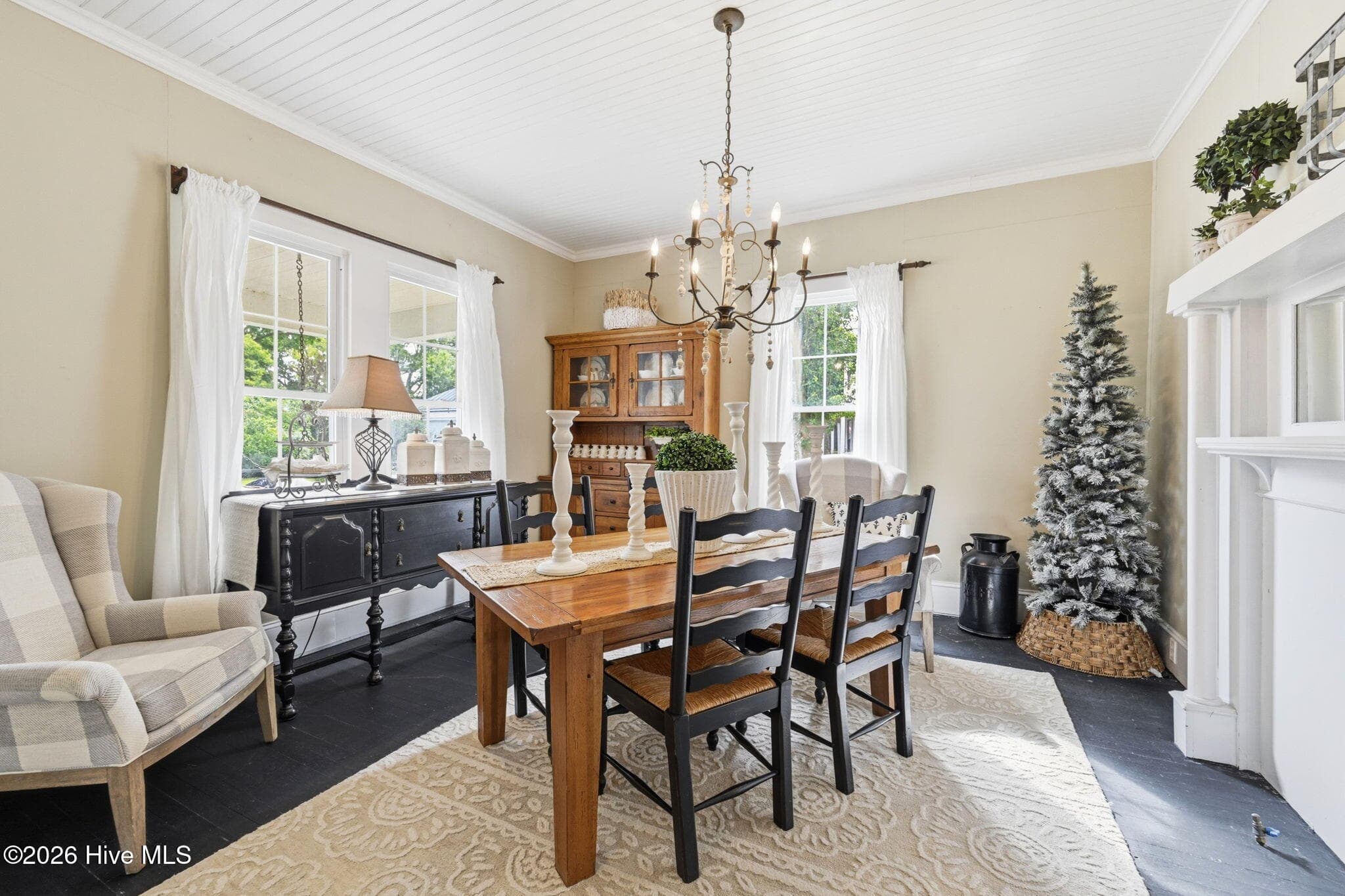 Formal dining room - 105 E Hargett Street, Richlands, NC 28574