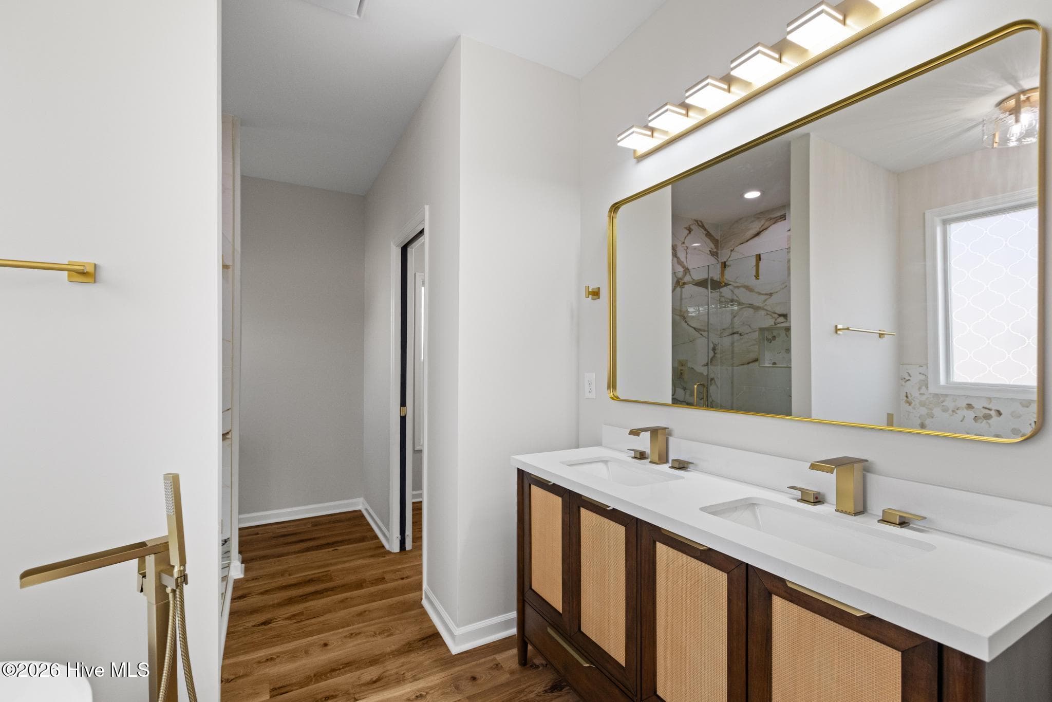 SIMILAR HOME - 402 Wade Drive, Richlands, NC 28574