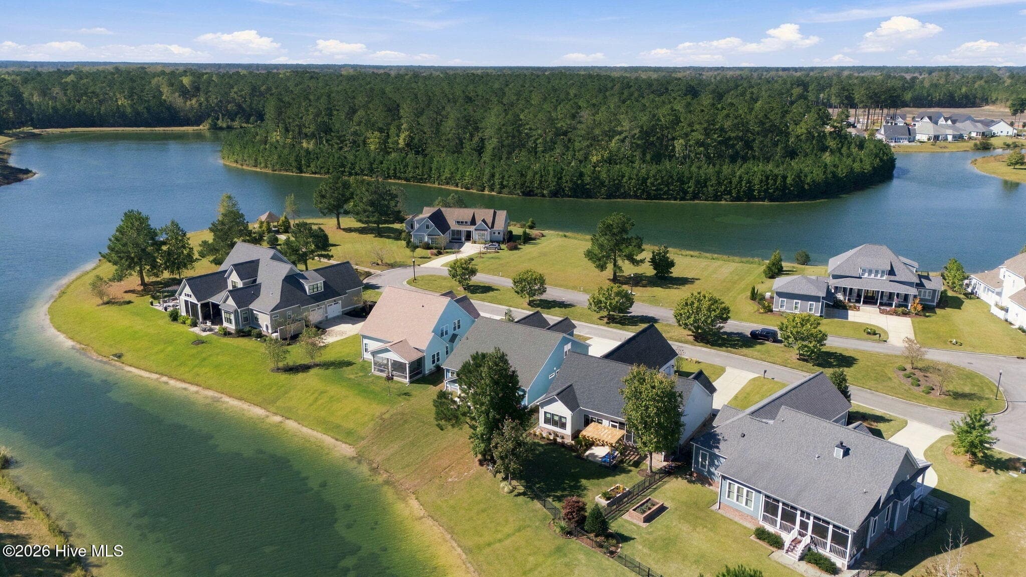 Single Family Residence at 4058 Reunion Pointe Lane, New Bern, NC 28562, photo 14 of 62