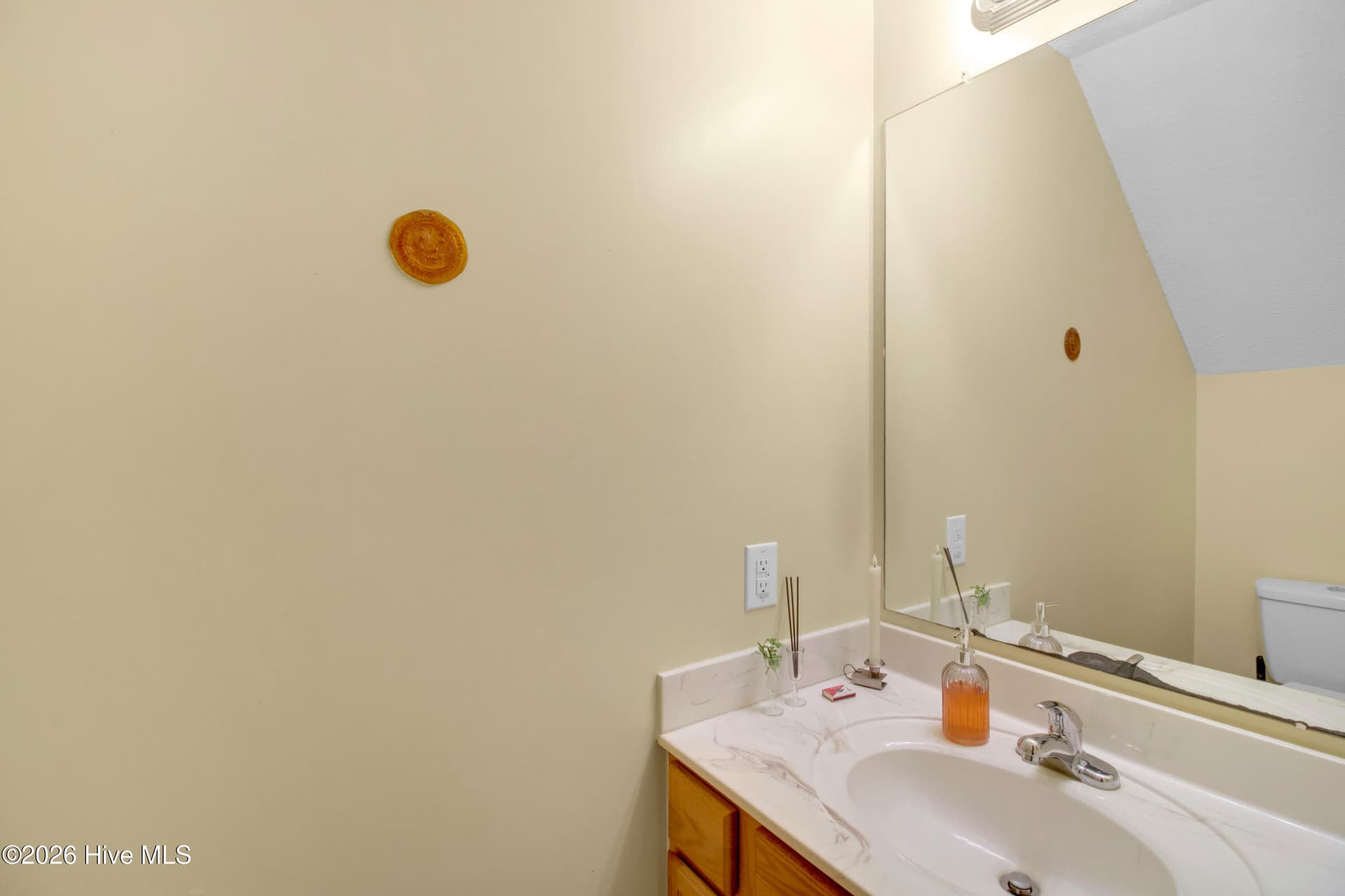 Single Family Residence at 206 Reef Lane, Richlands, NC 28574, photo 13 of 33