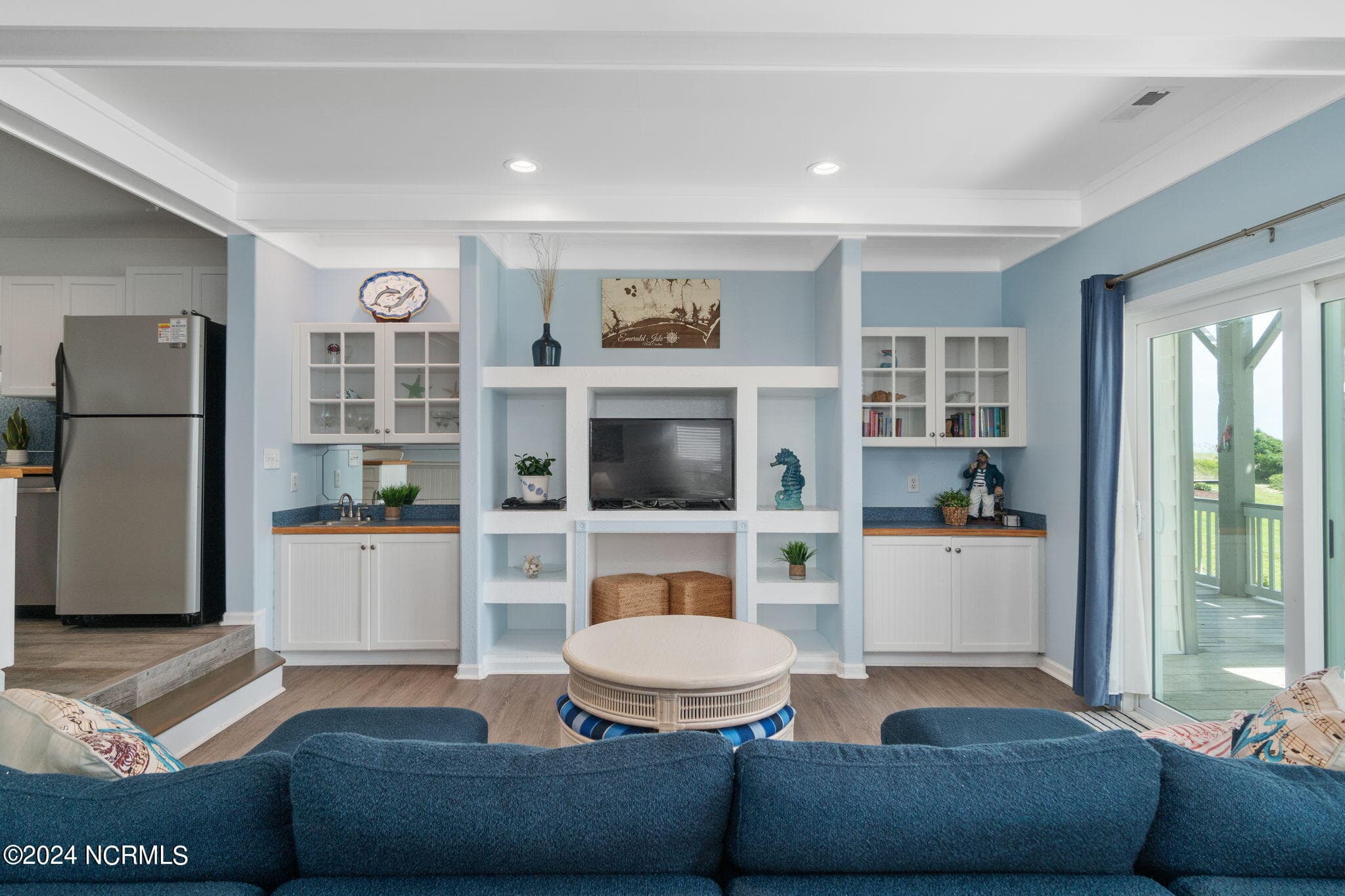 Condominium at 2905 Pointe West Drive B1 Pier Pointe, Emerald Isle, NC 28594, photo 11 of 43