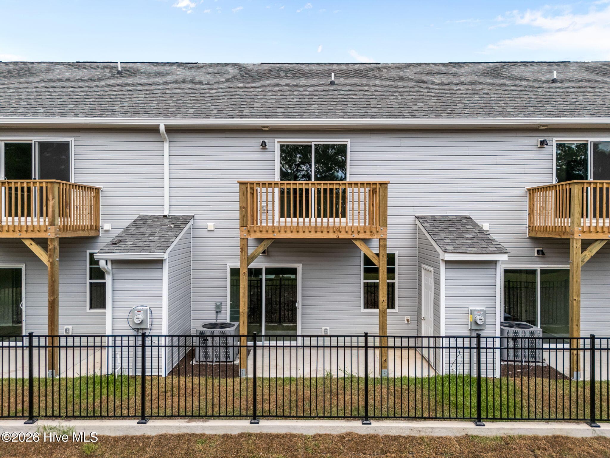 Townhouse at 221 Sandy Cove Lane, Sneads Ferry, NC 28460, photo 2 of 28