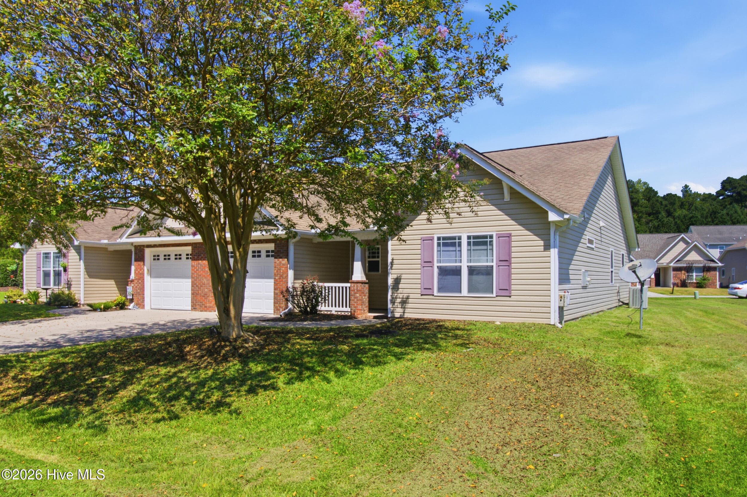 Front - 209 Hawks Bluff Drive, New Bern, NC 28560