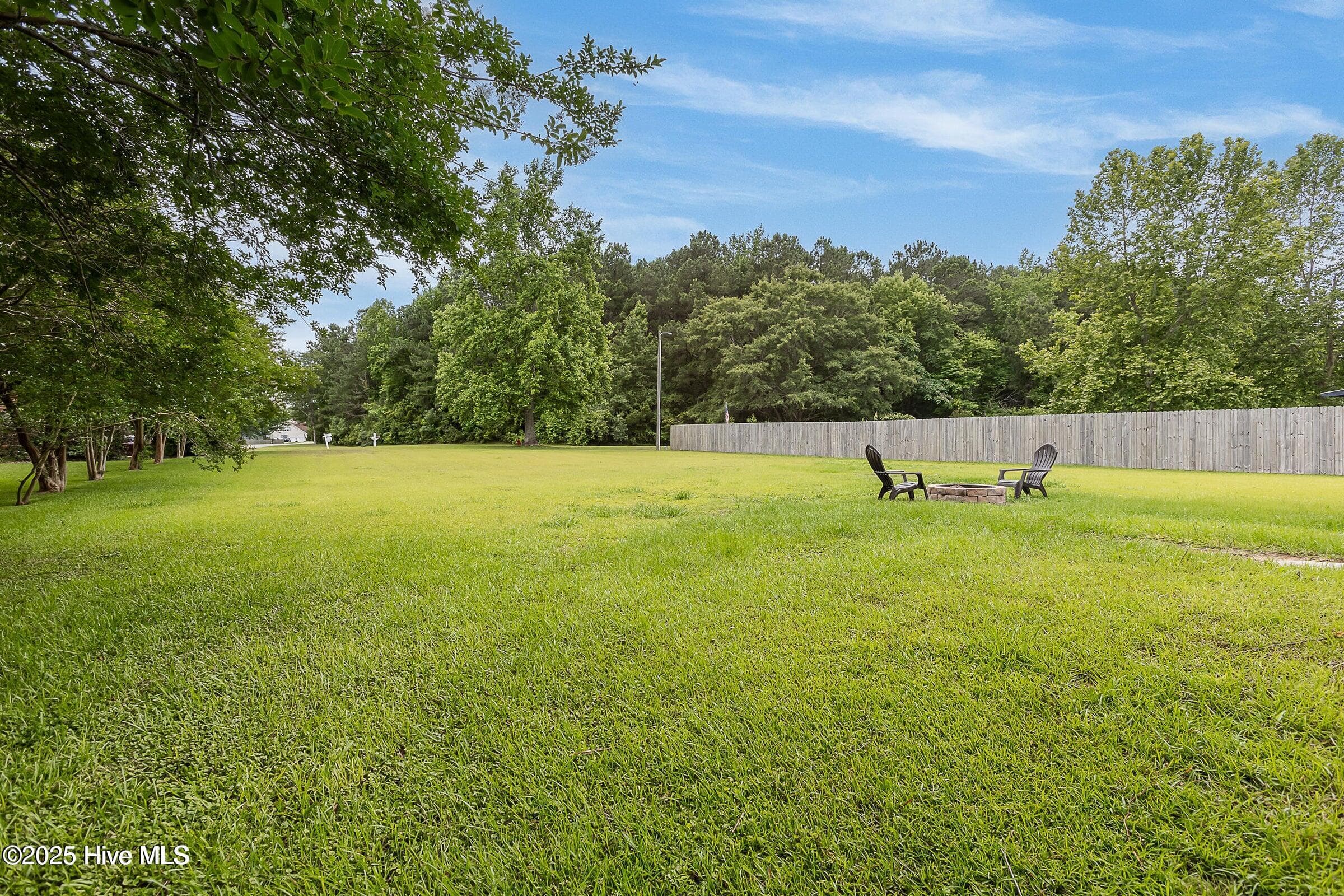 Single Family Residence at 510 Greenfield Place, Sneads Ferry, NC 28460, photo 19 of 23
