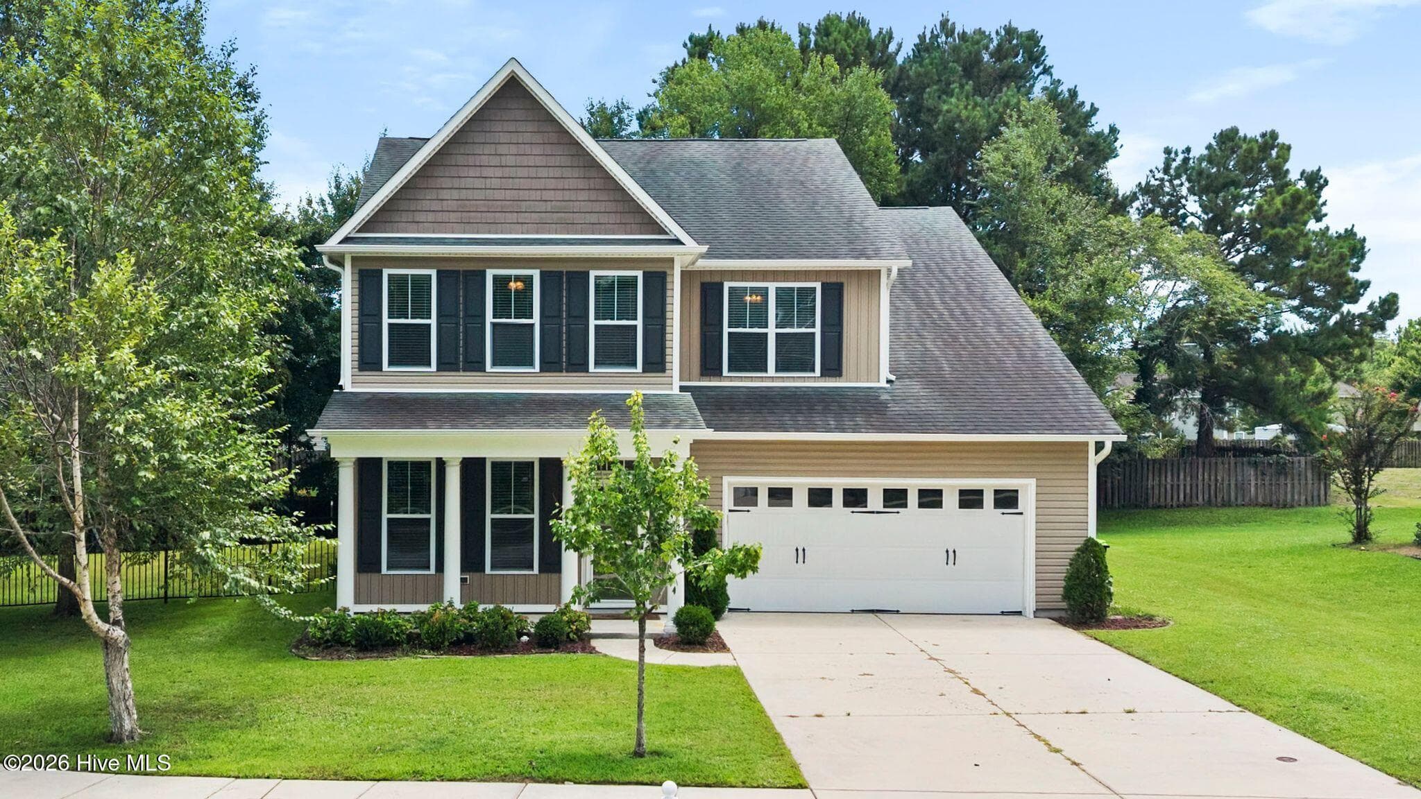 Single Family Residence at 115 Bunchberry Court, Hampstead, NC 28443, photo 4 of 54