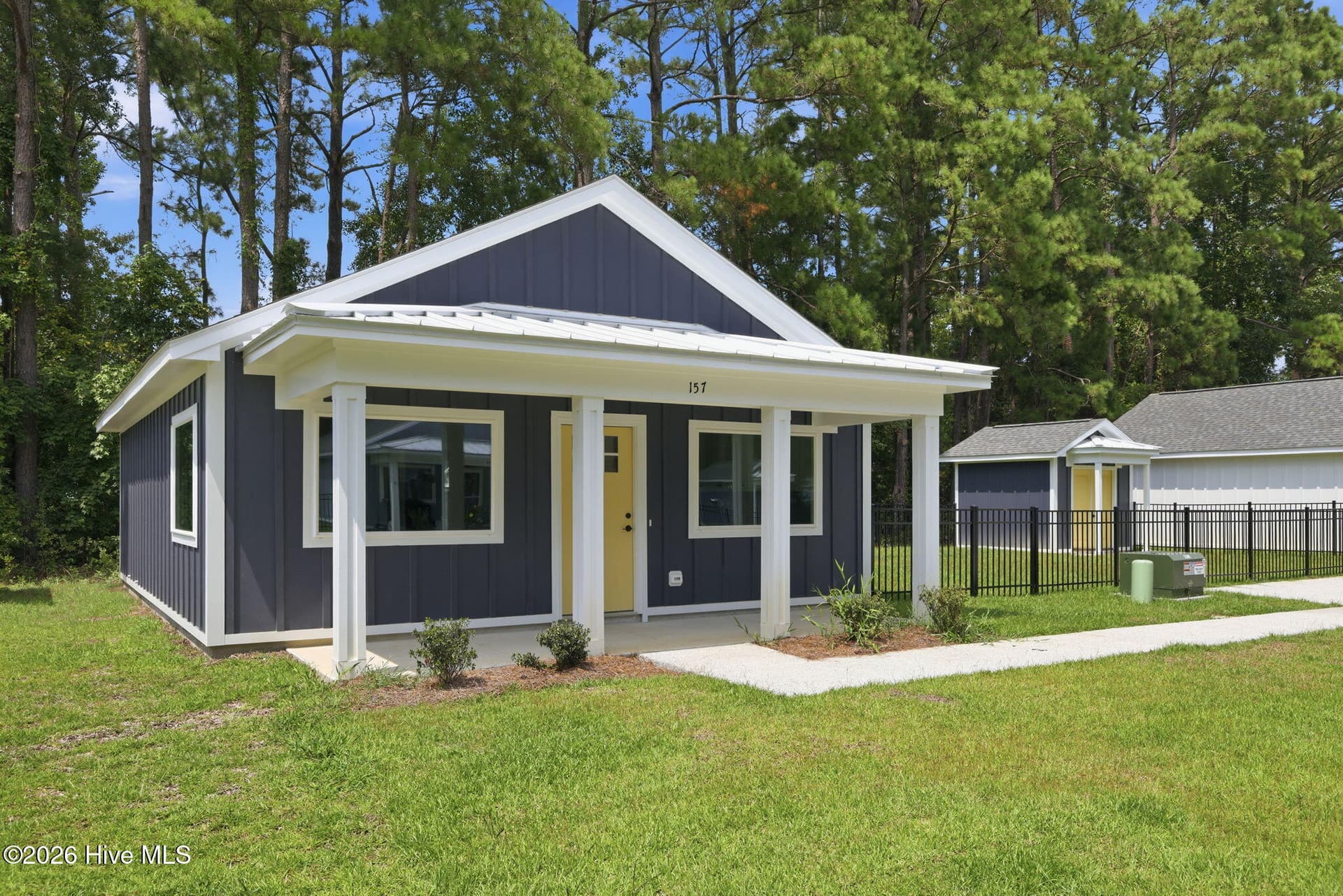 Condominium at 157 Long Pond Loop, Swansboro, NC 28584, photo 3 of 28