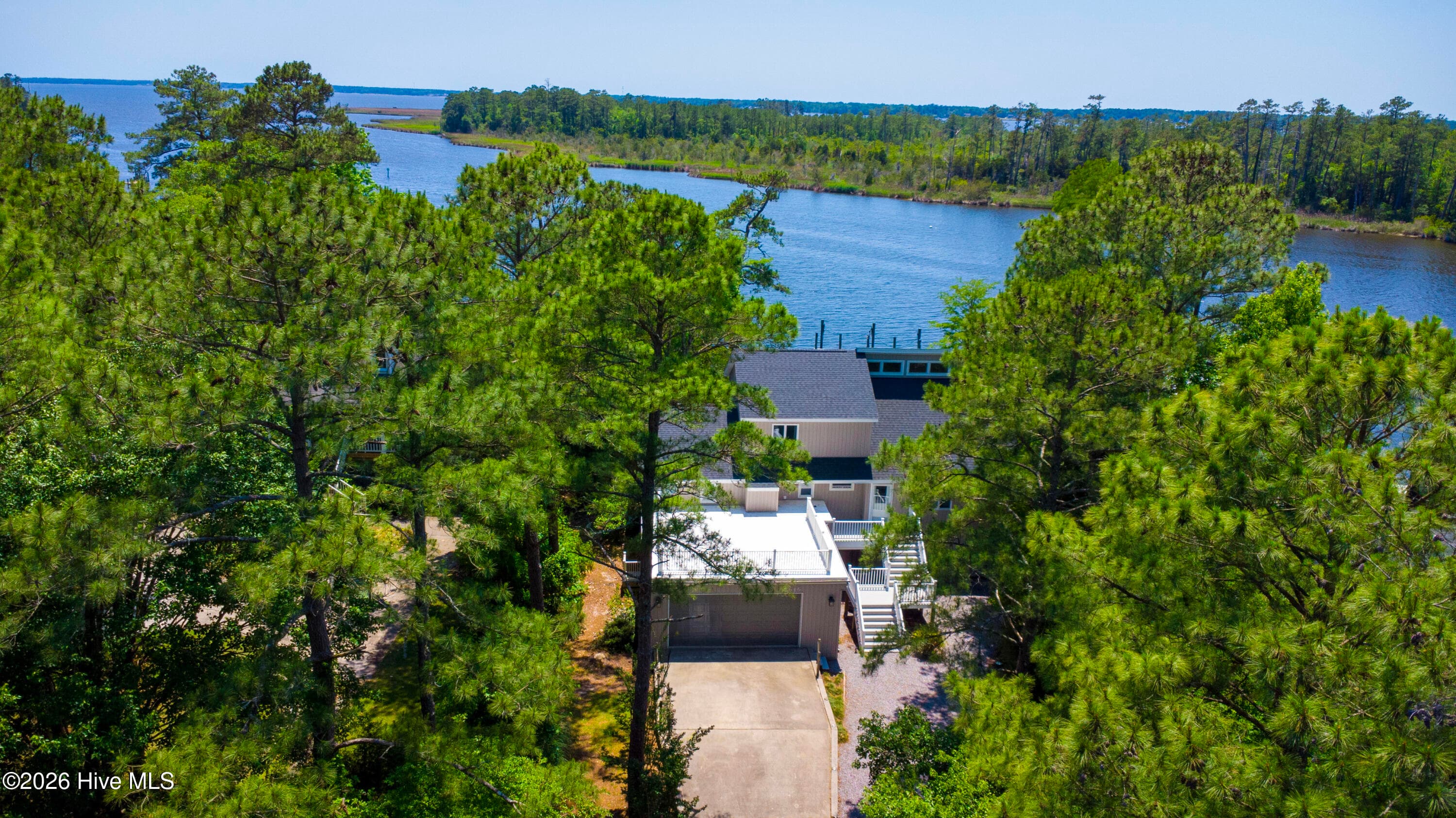 5616 Gondolier Drive, New Bern, NC 28560