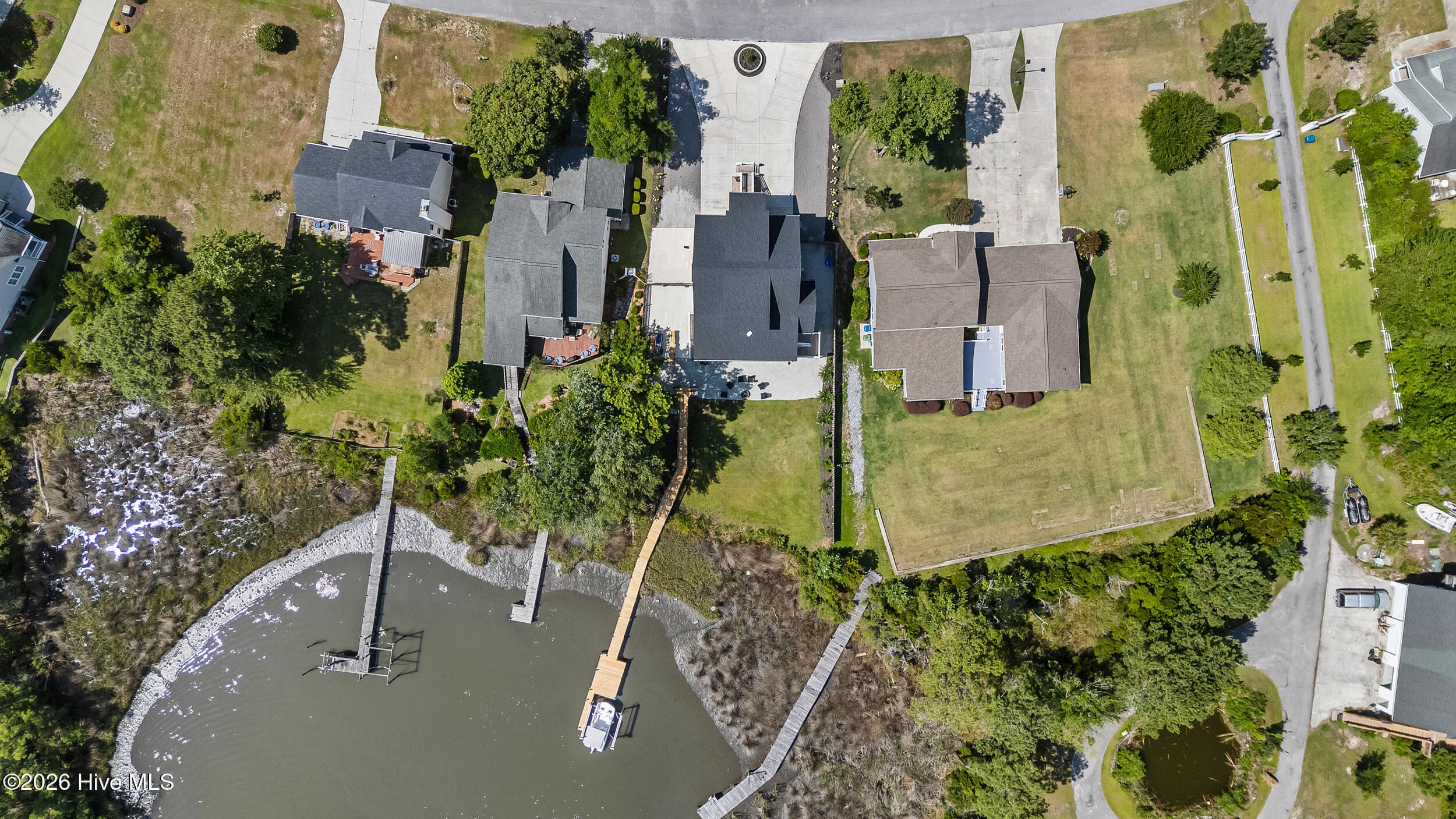 Single Family Residence at 1027 Meridian Drive, Sneads Ferry, NC 28460, photo 94 of 103