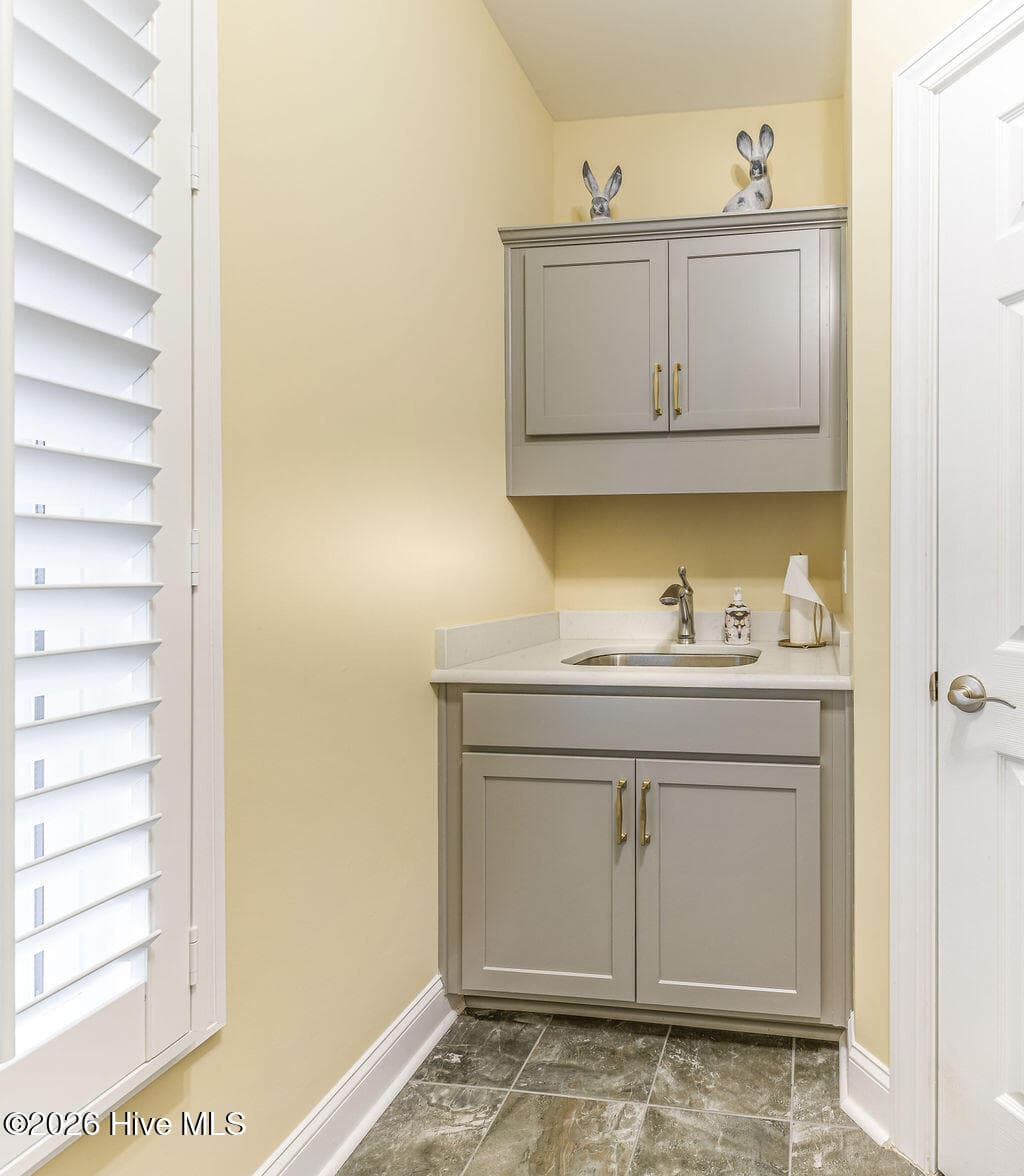 Single Family Residence at 513 Pommel Lane, Southern Pines, NC 28387, photo 2 of 3