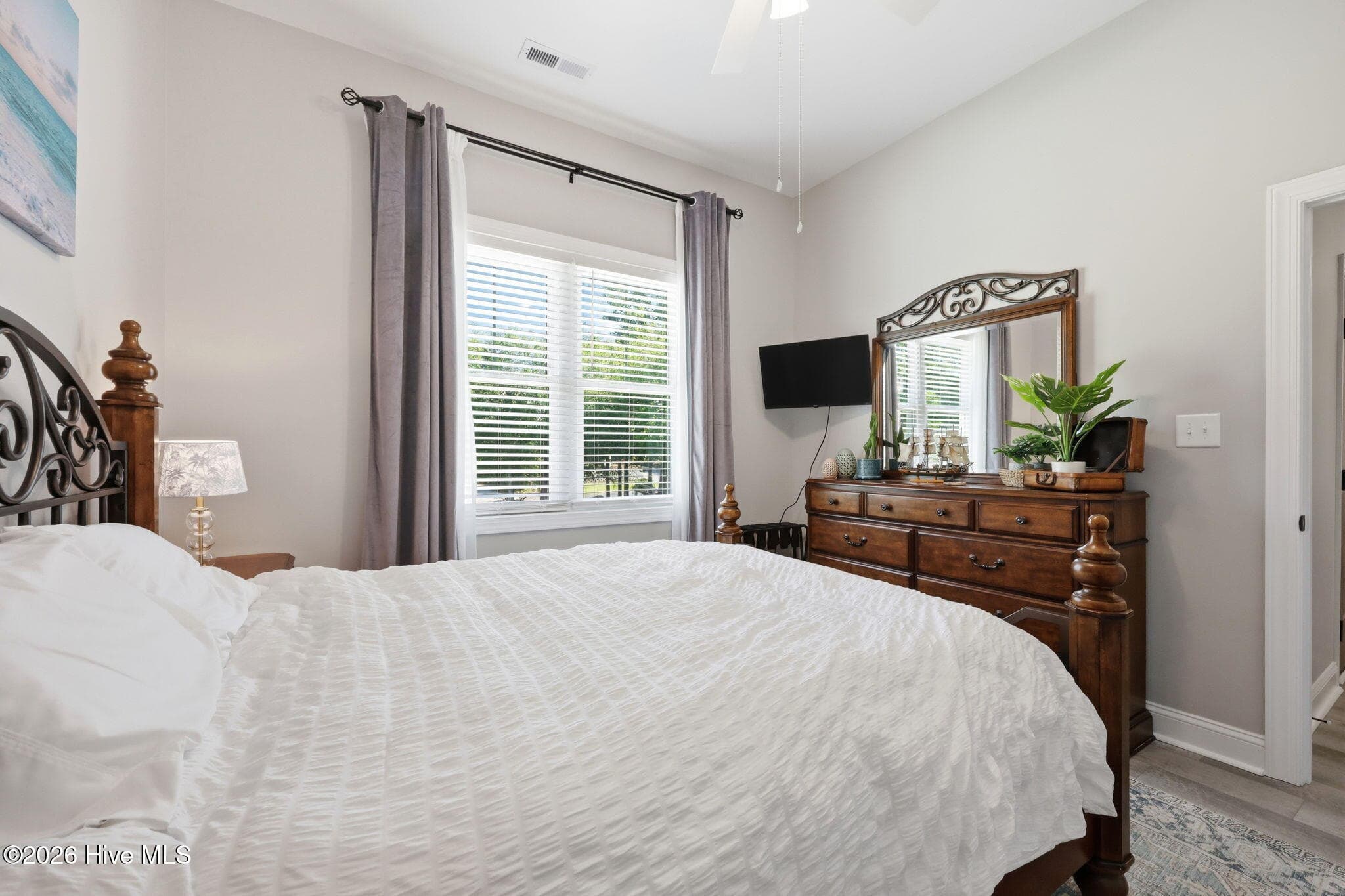 Single Family Residence at 7205 Sound Drive, Emerald Isle, NC 28594, photo 5 of 47
