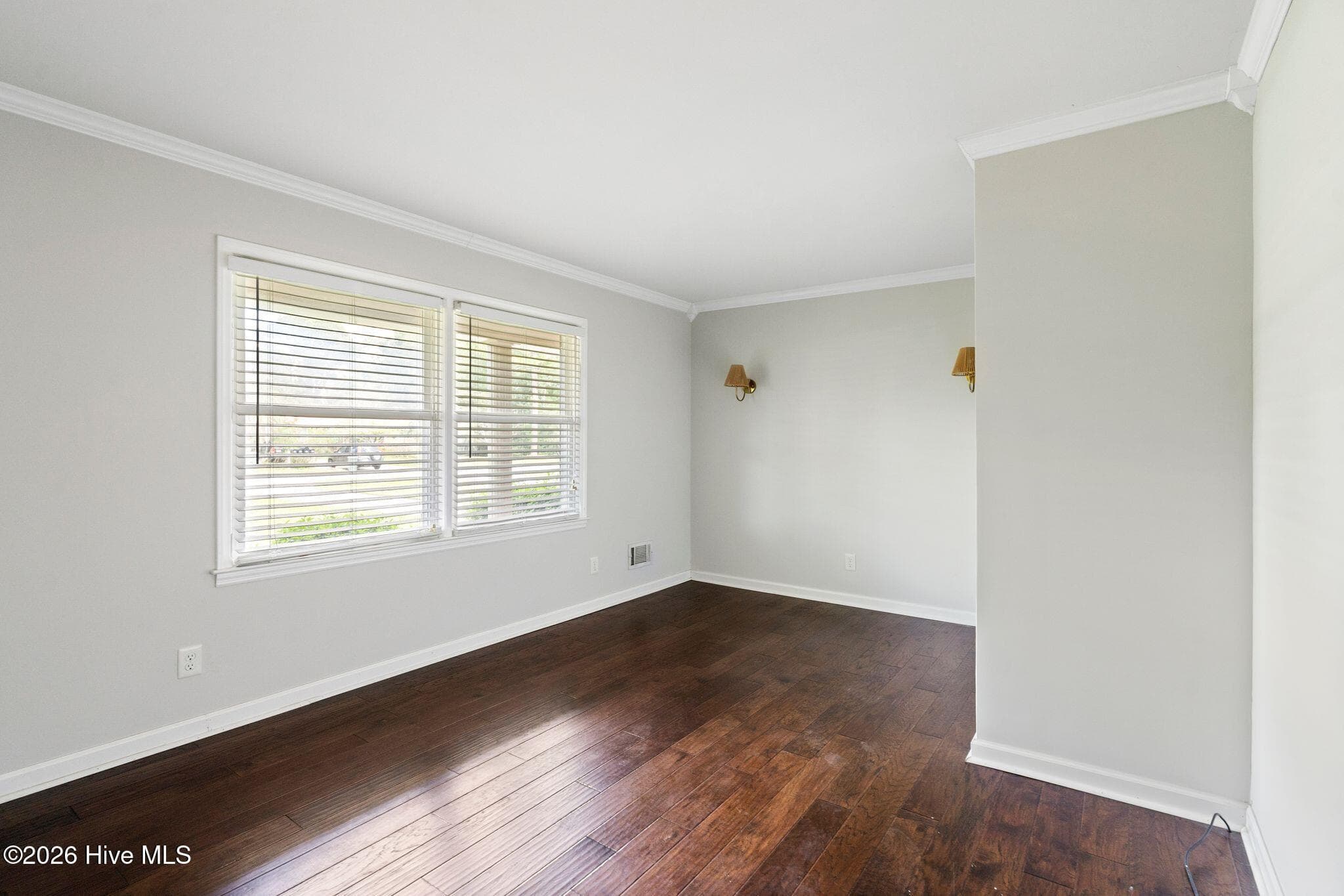 Single Family Residence at 806 Bragg Drive, Wilmington, NC 28409, photo 11 of 57