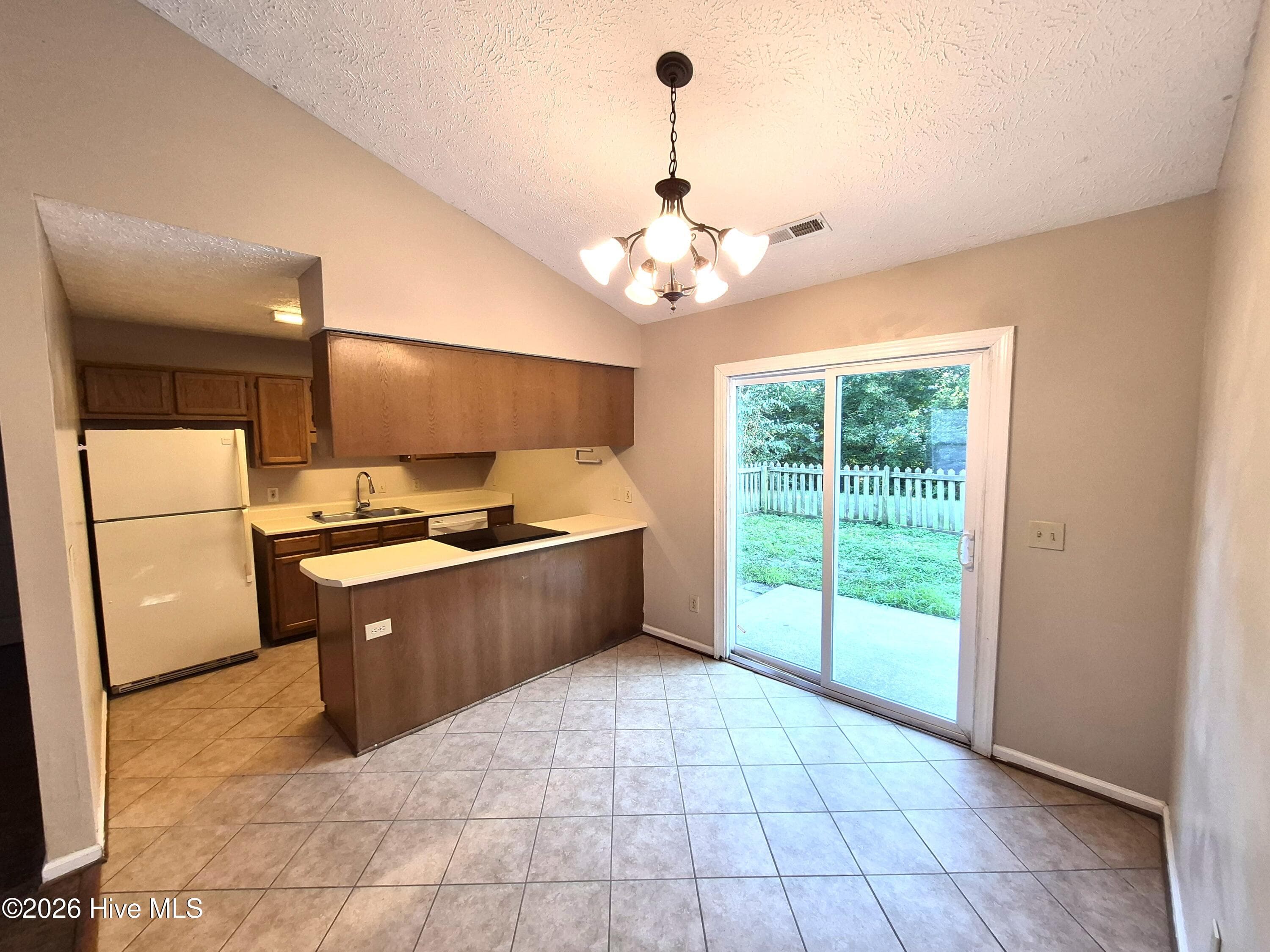 Single Family Residence at 809 Autumn Leaves Court, Wilmington, NC 28411, photo 4 of 26