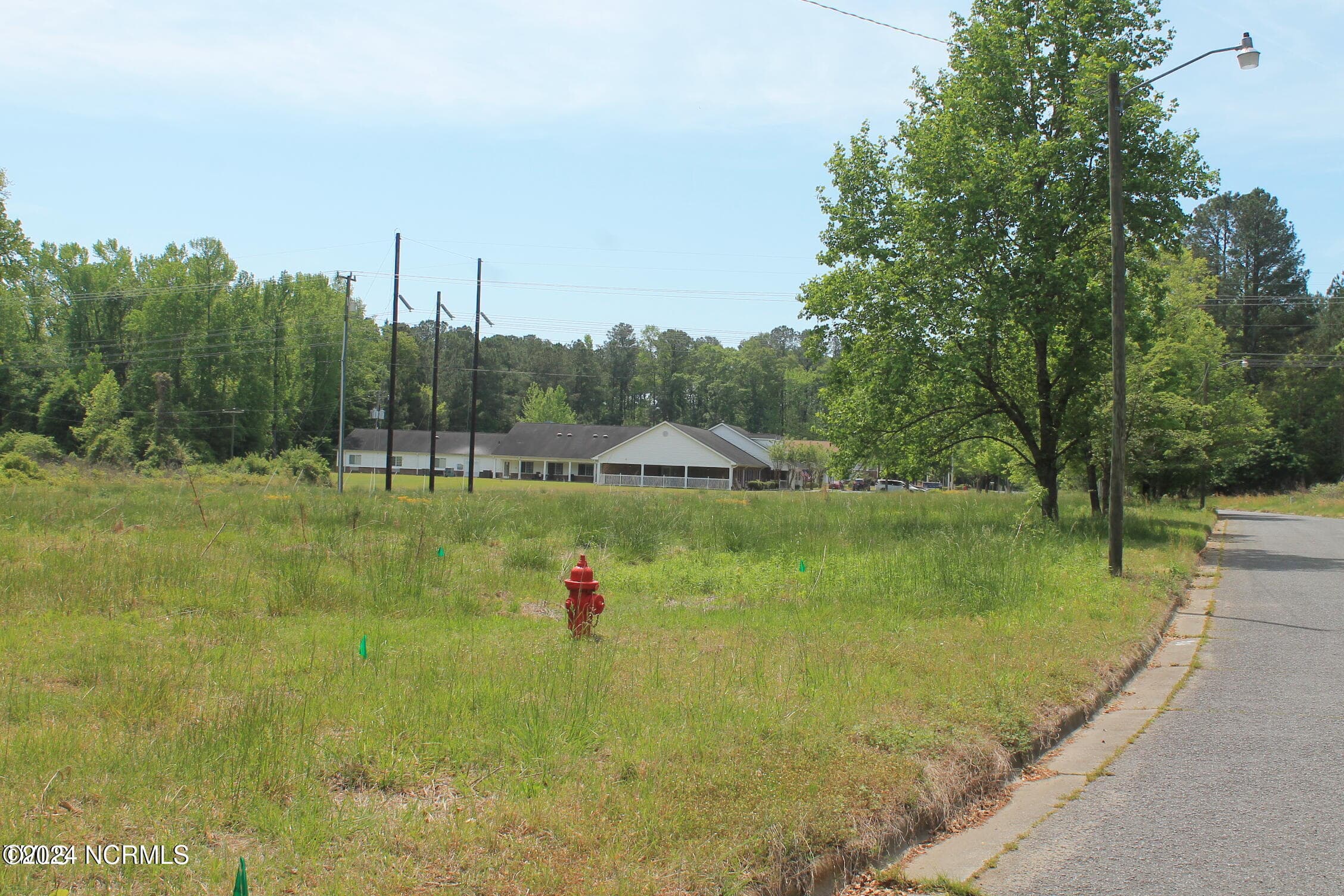 Commercial Sale at 200 Santree Drive, Williamston, NC 27892, photo 2 of 4