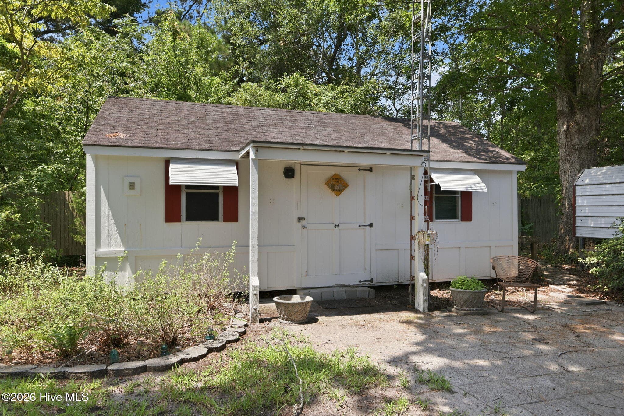 Manufactured Home at 114 Lejeune Road, Cape Carteret, NC 28584, photo 45 of 57