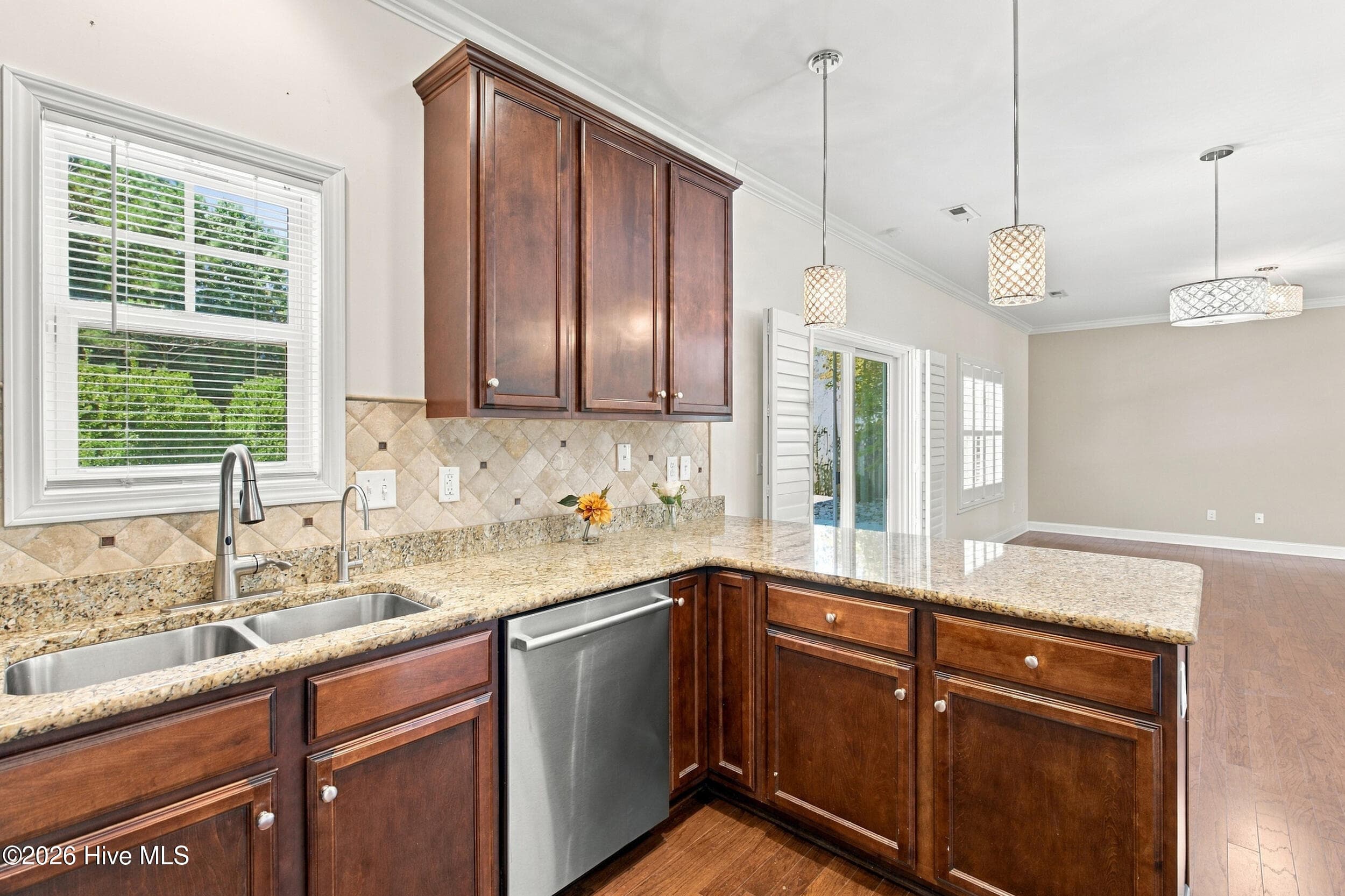 Single Family Residence at 1570 Stones Edge Loop, Wilmington, NC 28405, photo 17 of 64