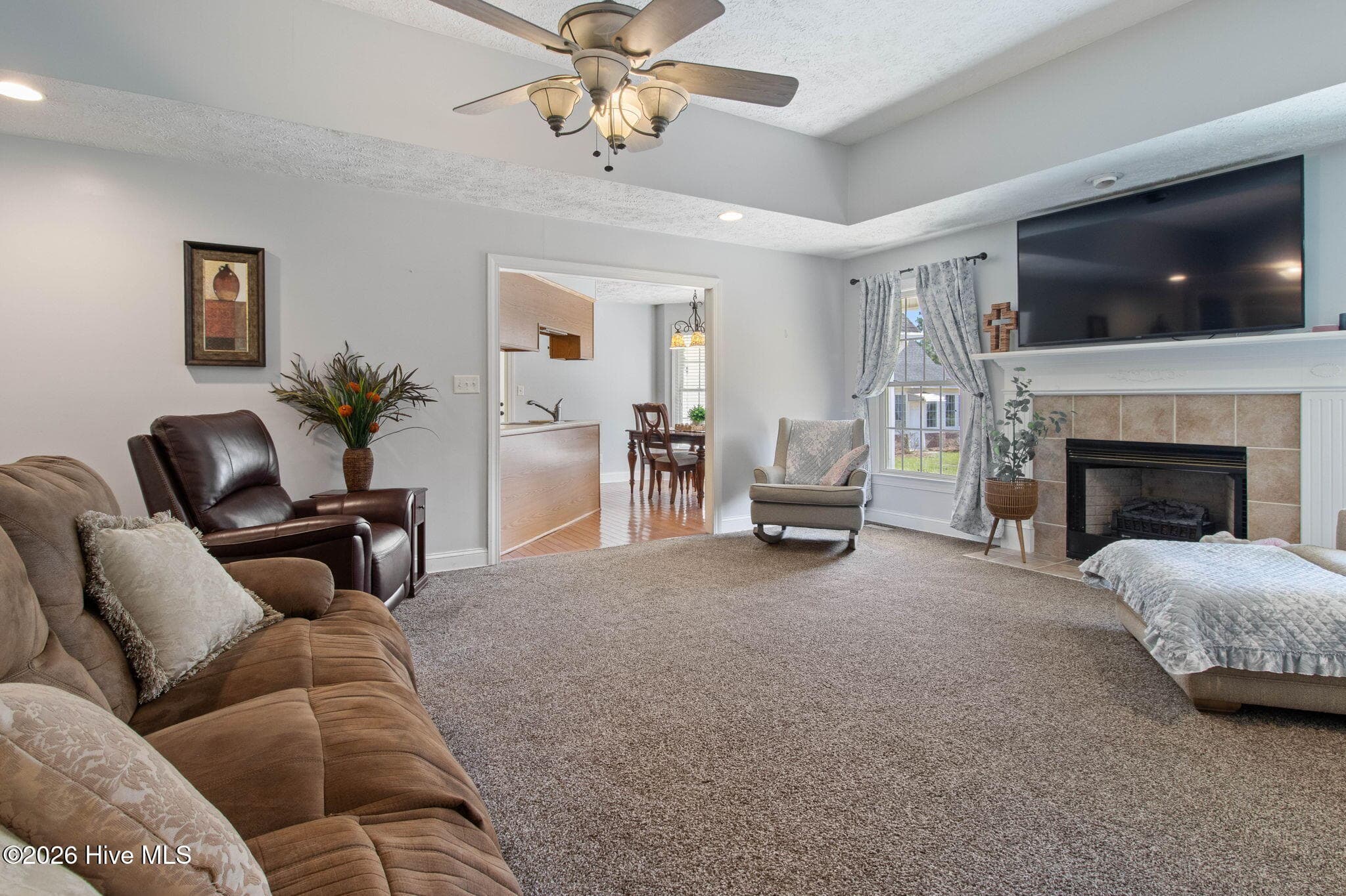 Single Family Residence at 727 Mount Olive Road, Bladenboro, NC 28320, photo 16 of 74