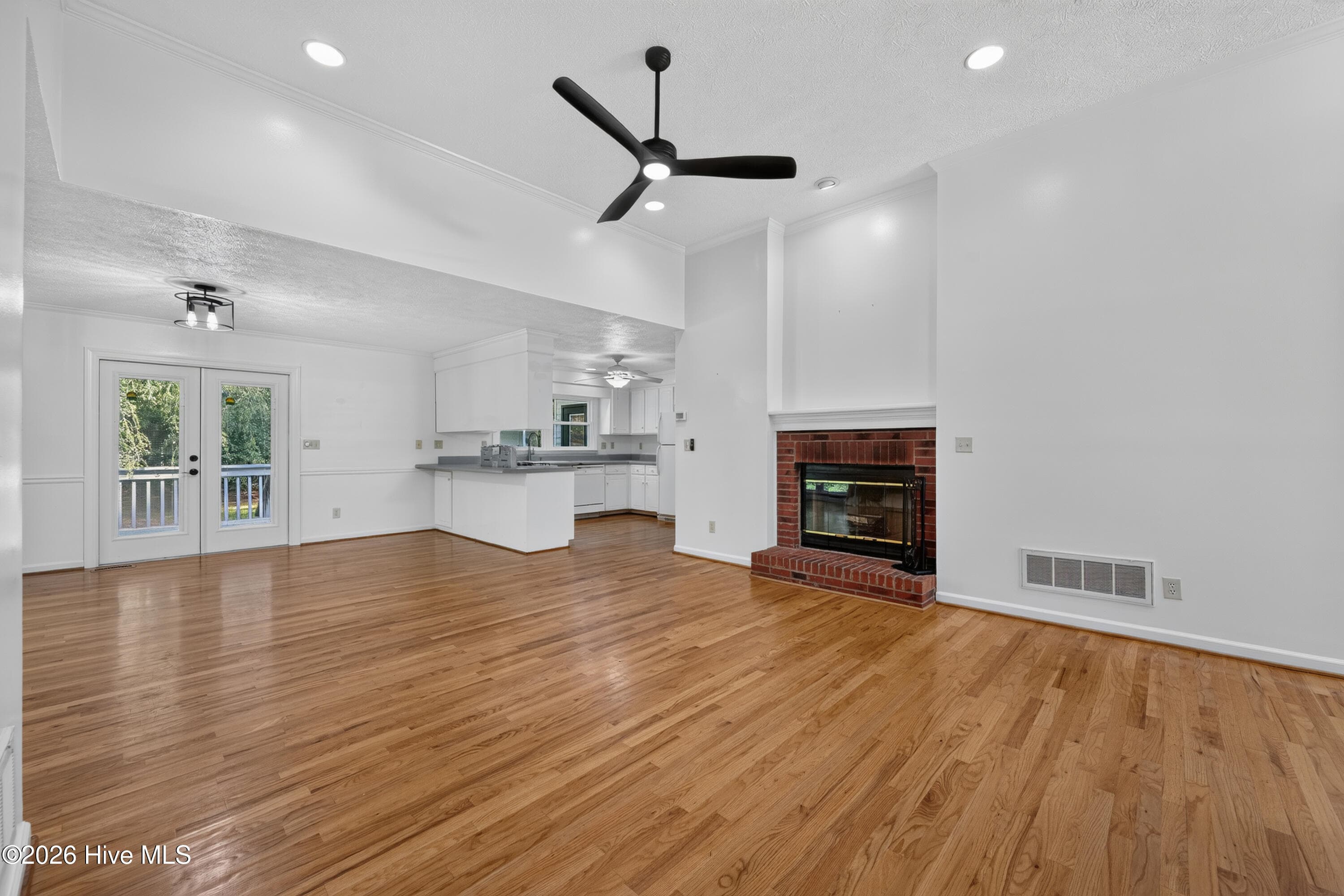 Single Family Residence at 204 Buck Point Court, Aiken, SC 29803, photo 12 of 36