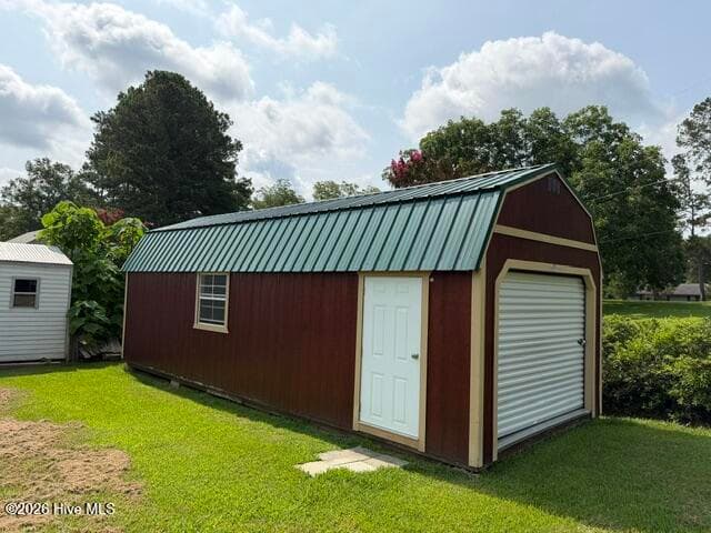 Single Family Residence at 287 S Whitehead Street, Warrenton, GA 30828, photo 8 of 32