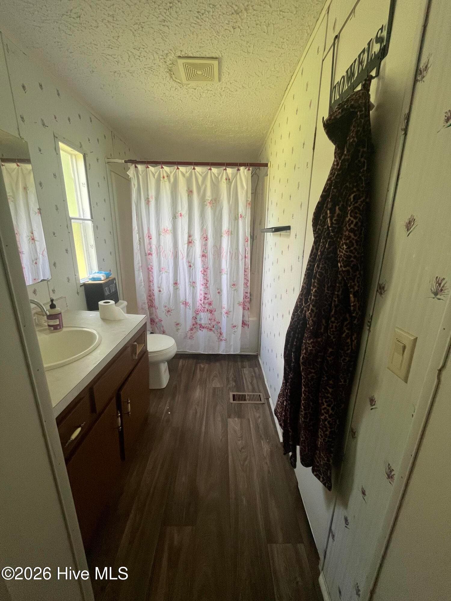 Manufactured Home at 126 Spring Road, Blenheim, SC 29516, photo 12 of 17