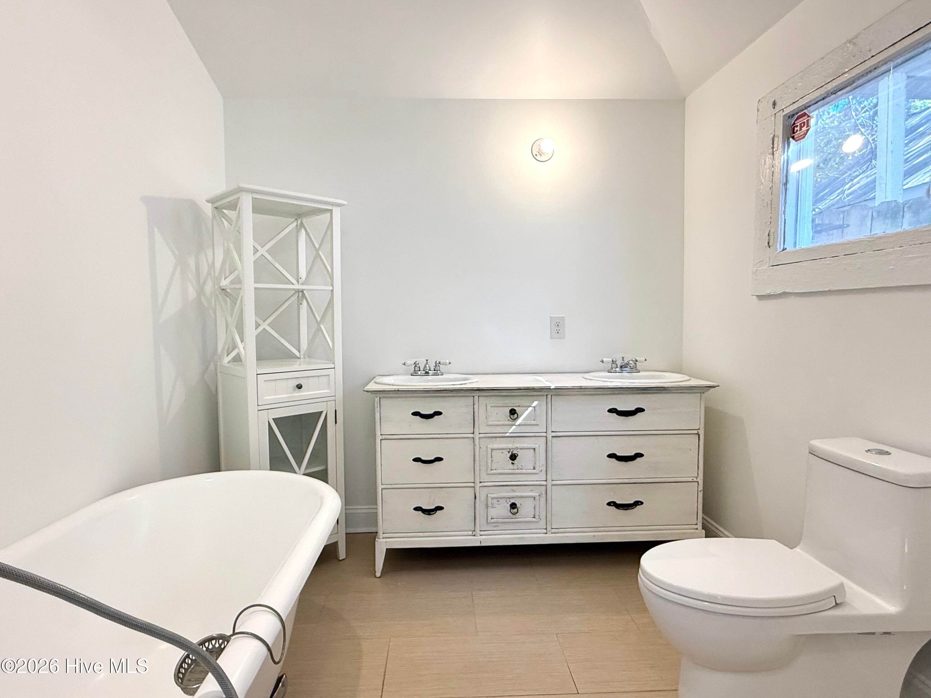 Single Family Residence at 516 N 7th Street, Wilmington, NC 28401, Wilmington, photo 27 of 46