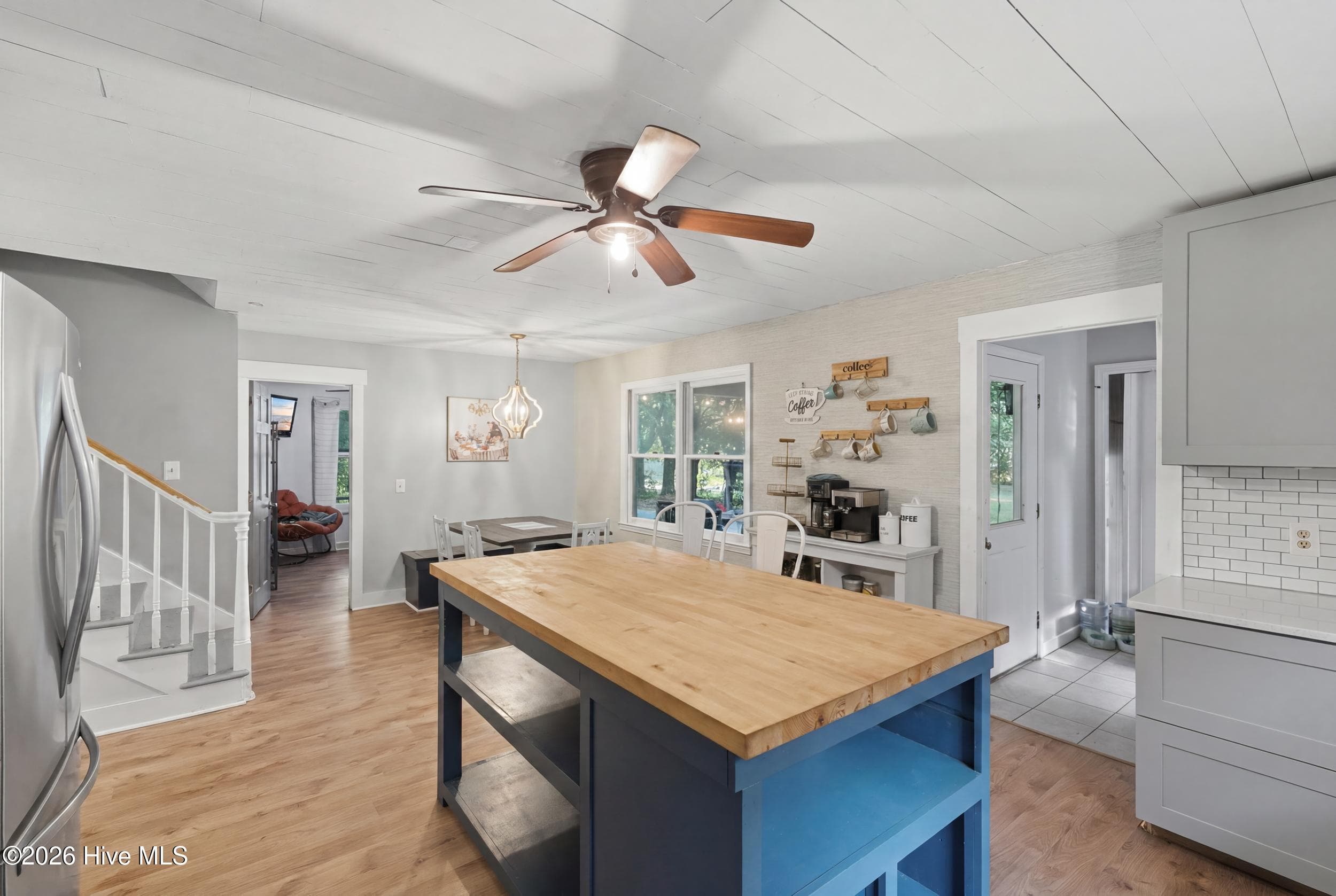Single Family Residence at 458 Annandale Trace, Hampstead, NC 28443, photo 18 of 61