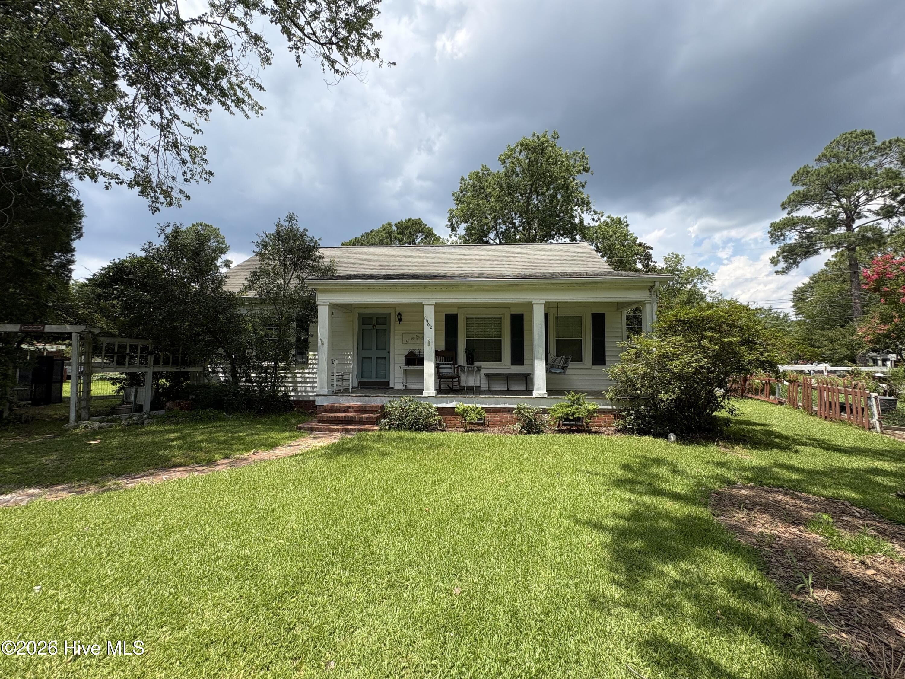 Welcome Home! - 1902 Wilson Street, New Bern, NC 28560