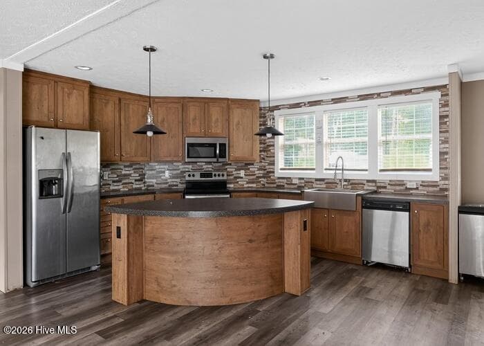 Manufactured Home at 2184 Creekwood Court SW, Supply, NC 28462, photo 35 of 50
