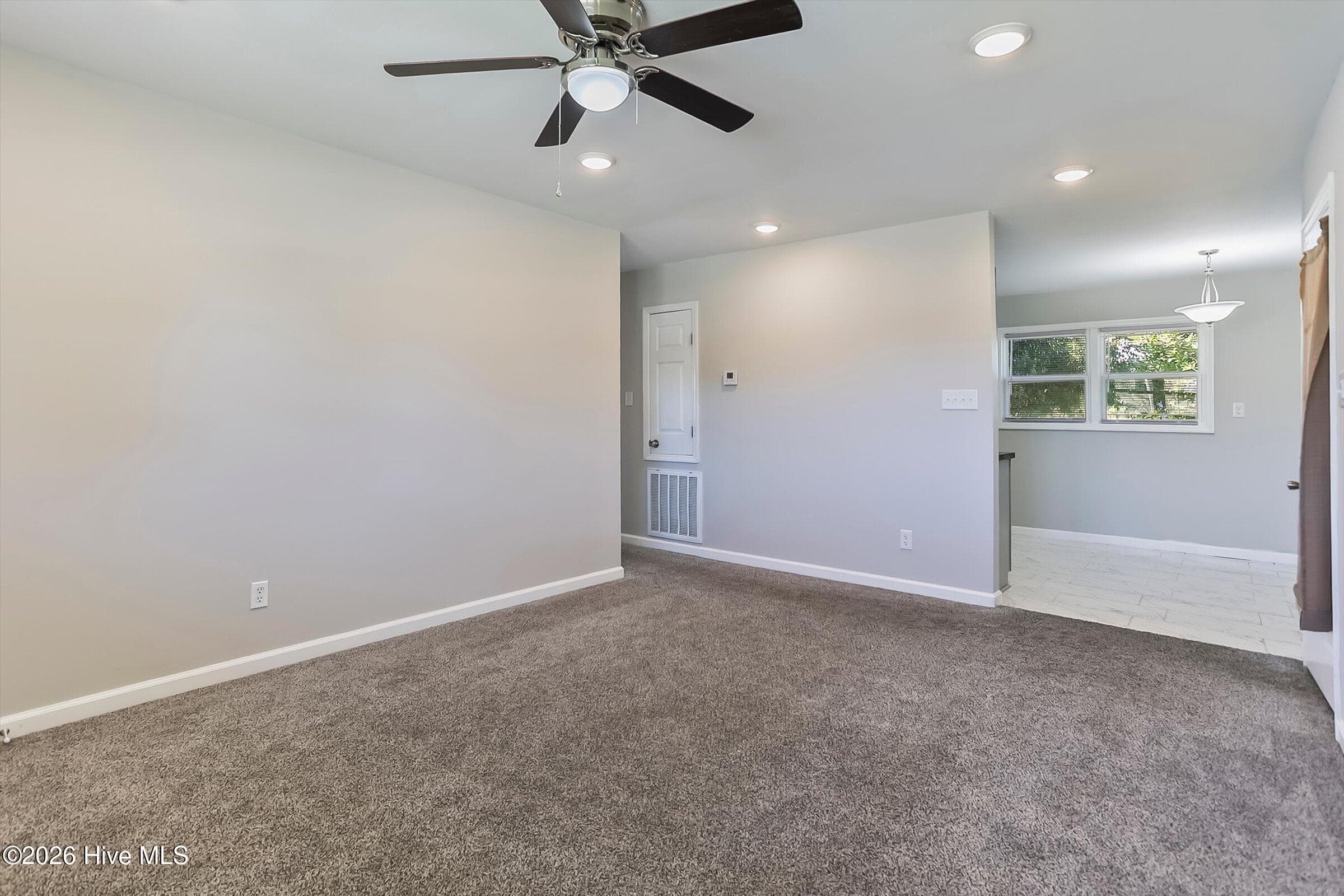 Single Family Residence at 315 E View Drive, Augusta, GA 30901, photo 6 of 23