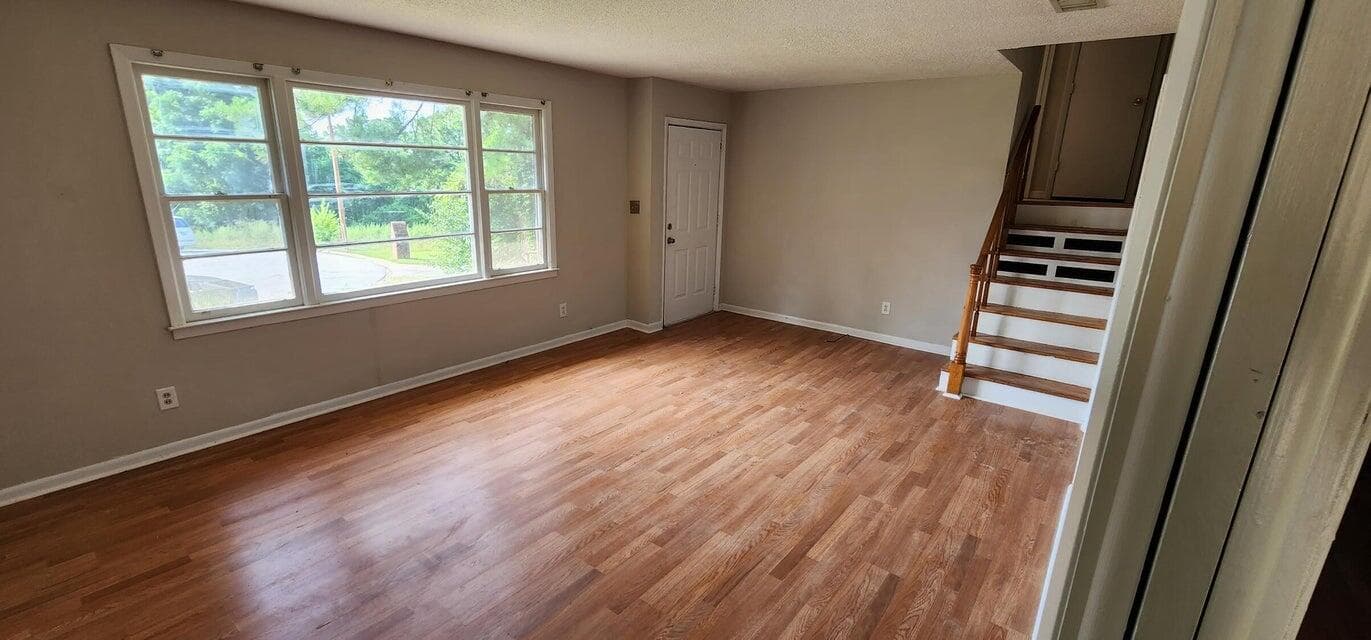 Single Family Residence at 3106 Truxton Road, Augusta, GA 30906, photo 4 of 10