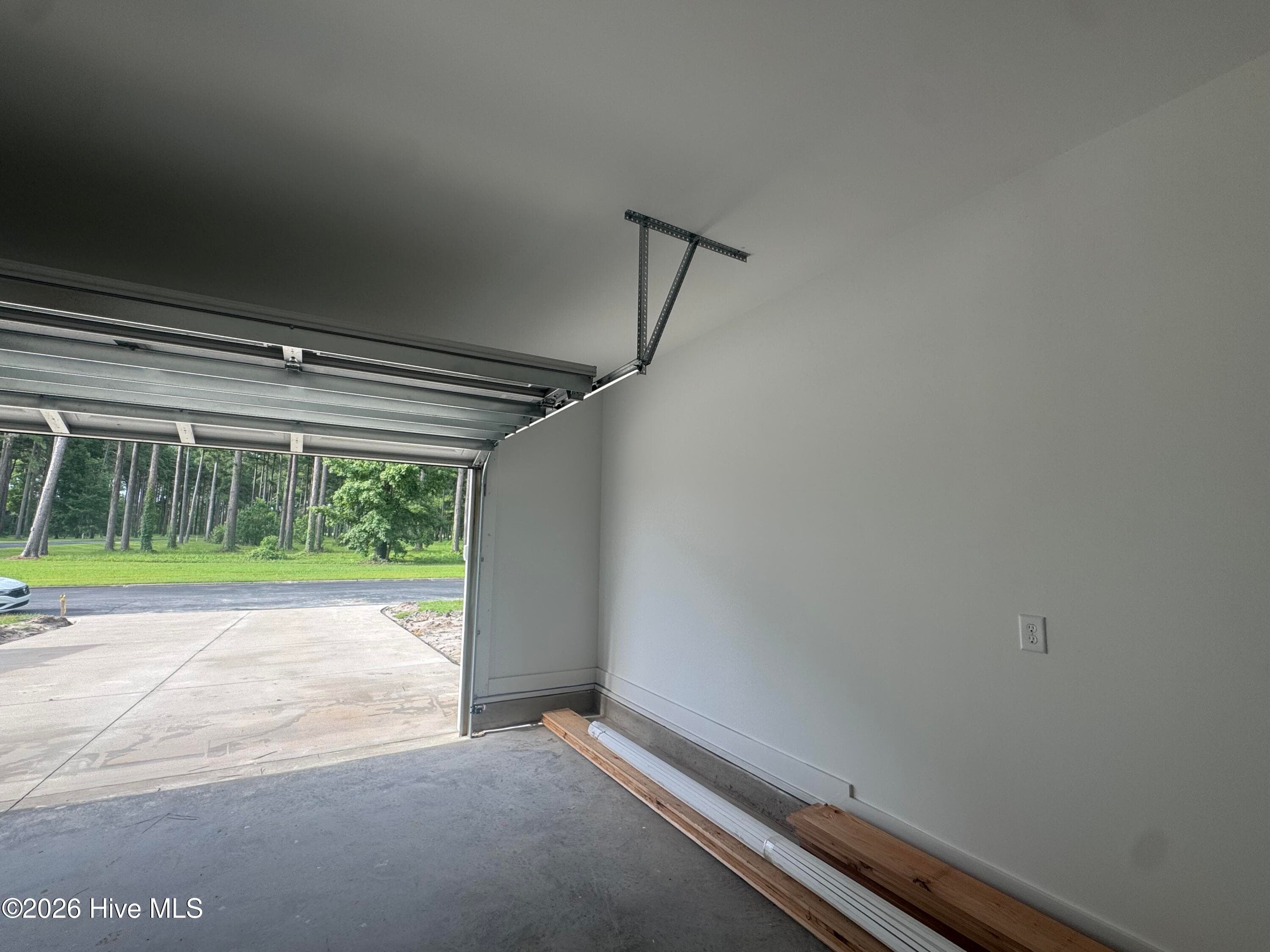 Single Family Residence at 31 Currituck Court, Oriental, NC 28571, photo 27 of 93