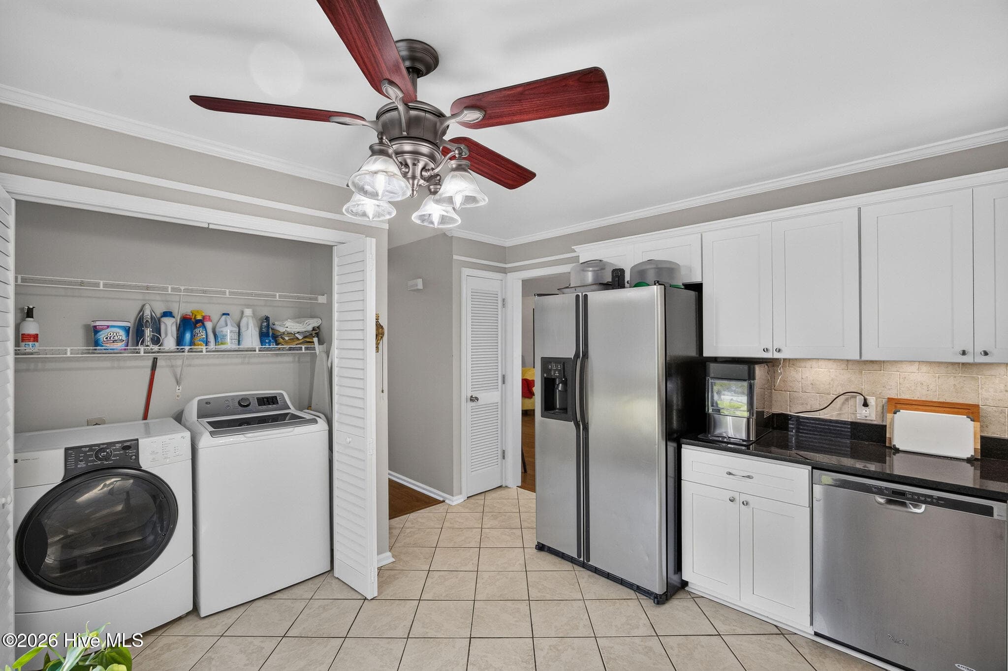 Single Family Residence at 111 Dron Place, Wilmington, NC 28409, photo 11 of 37