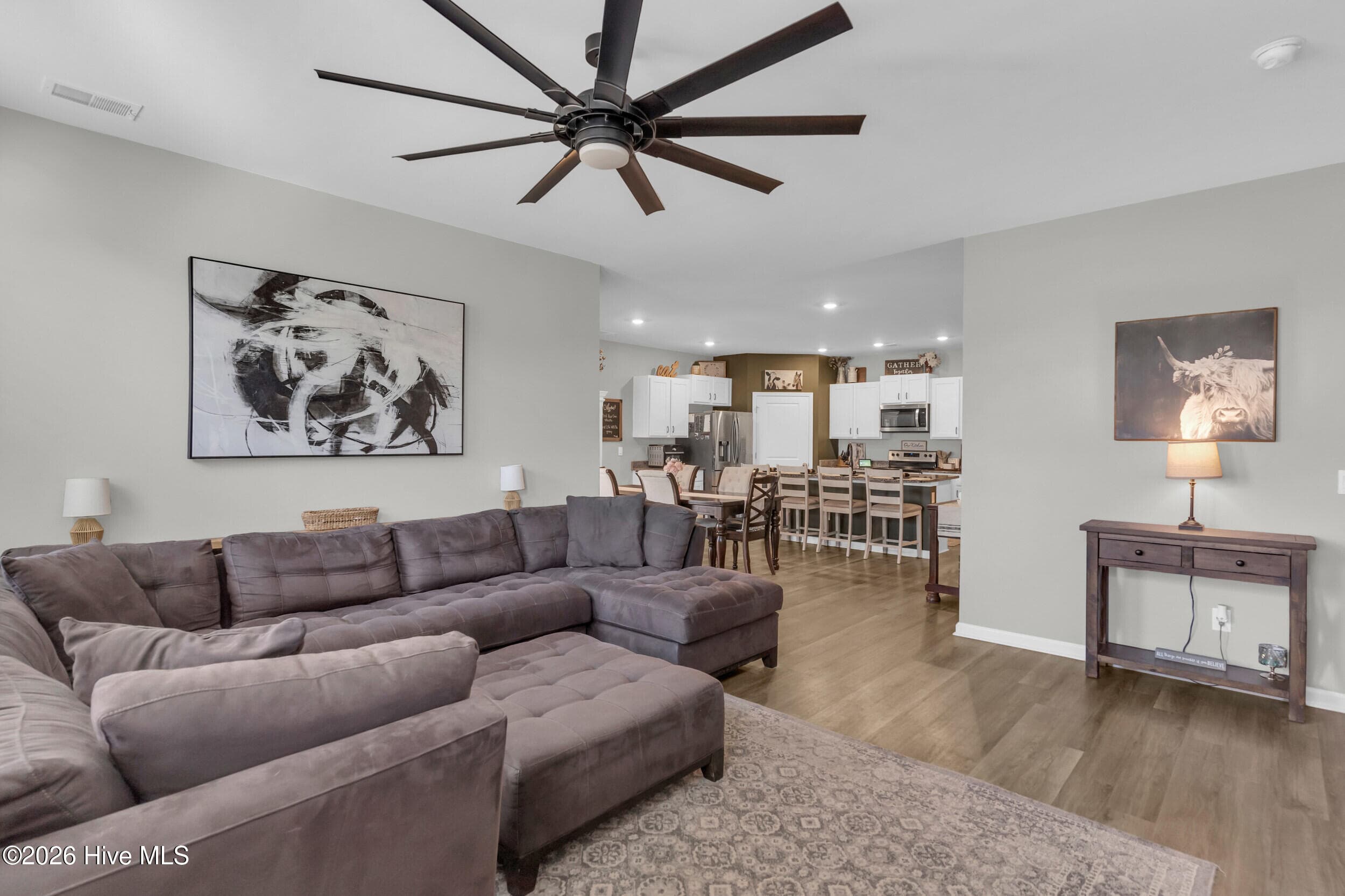 Single Family Residence at 1049 Burled Oak Rdg Lp SE, Bolivia, NC 28422, photo 10 of 83