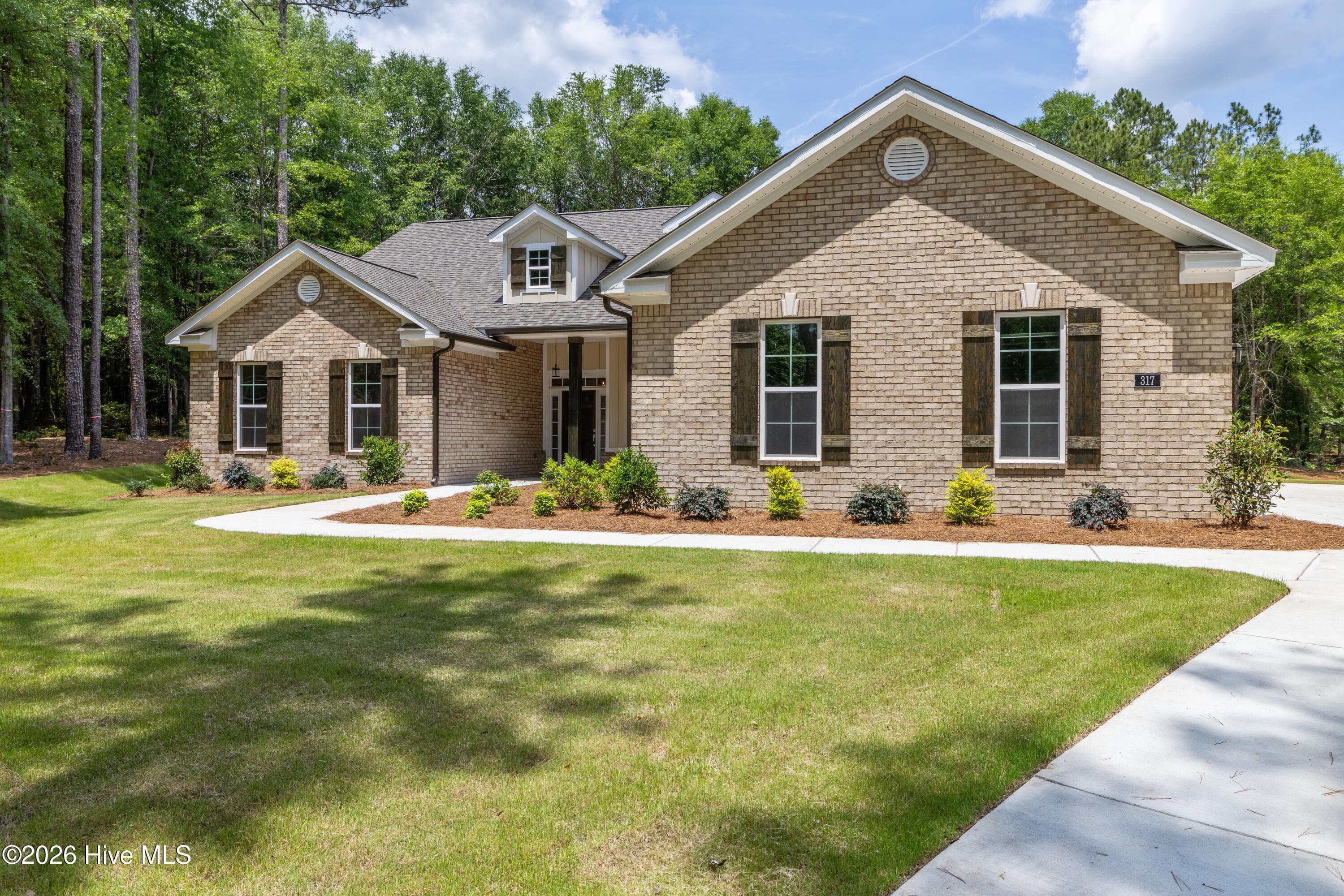 Single Family Residence at 317 Merrifield Court, Aiken, SC 29803, photo 6 of 85