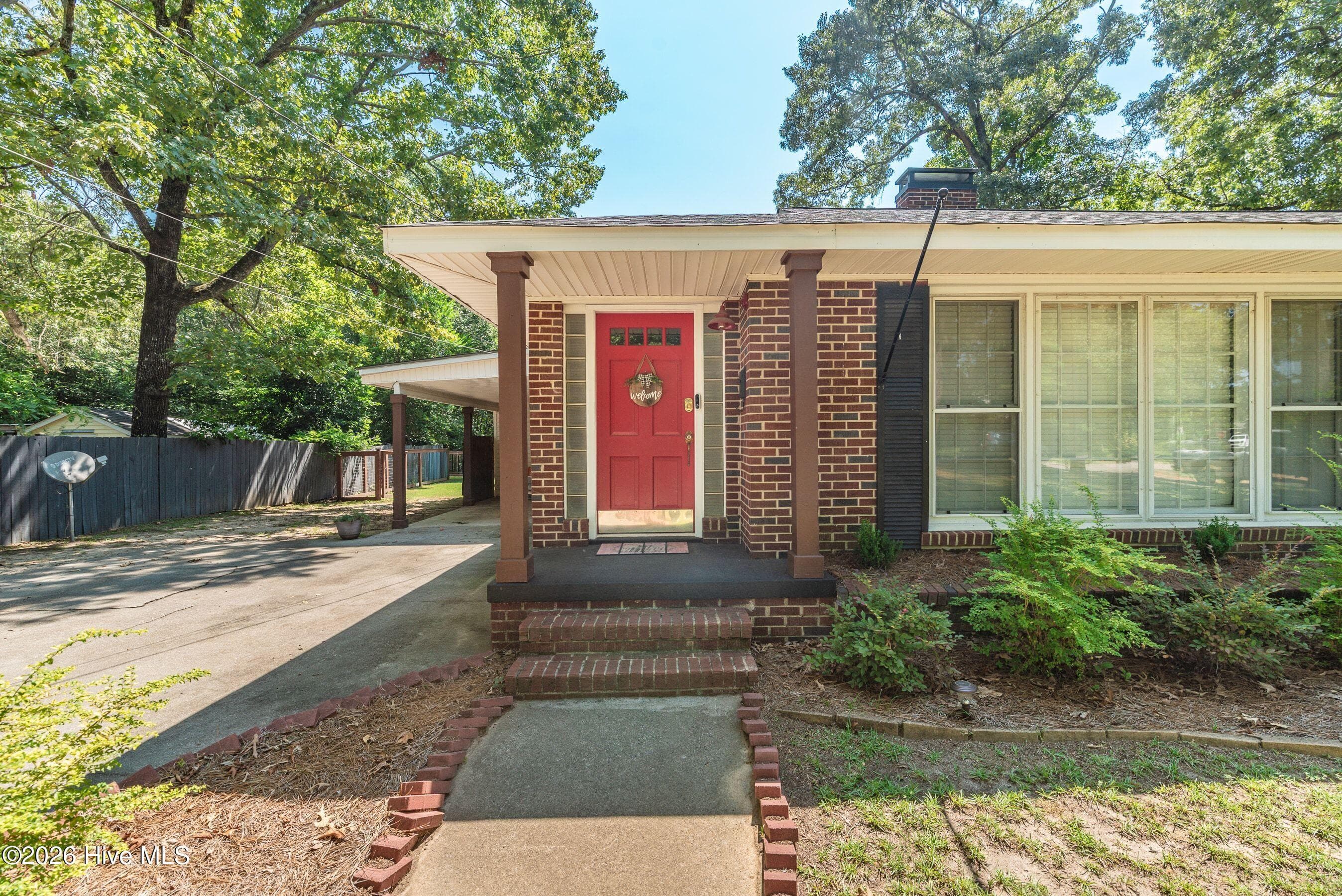 Single Family Residence at 210 Dunbarton Circle SE, Aiken, SC 29803, photo 5 of 48