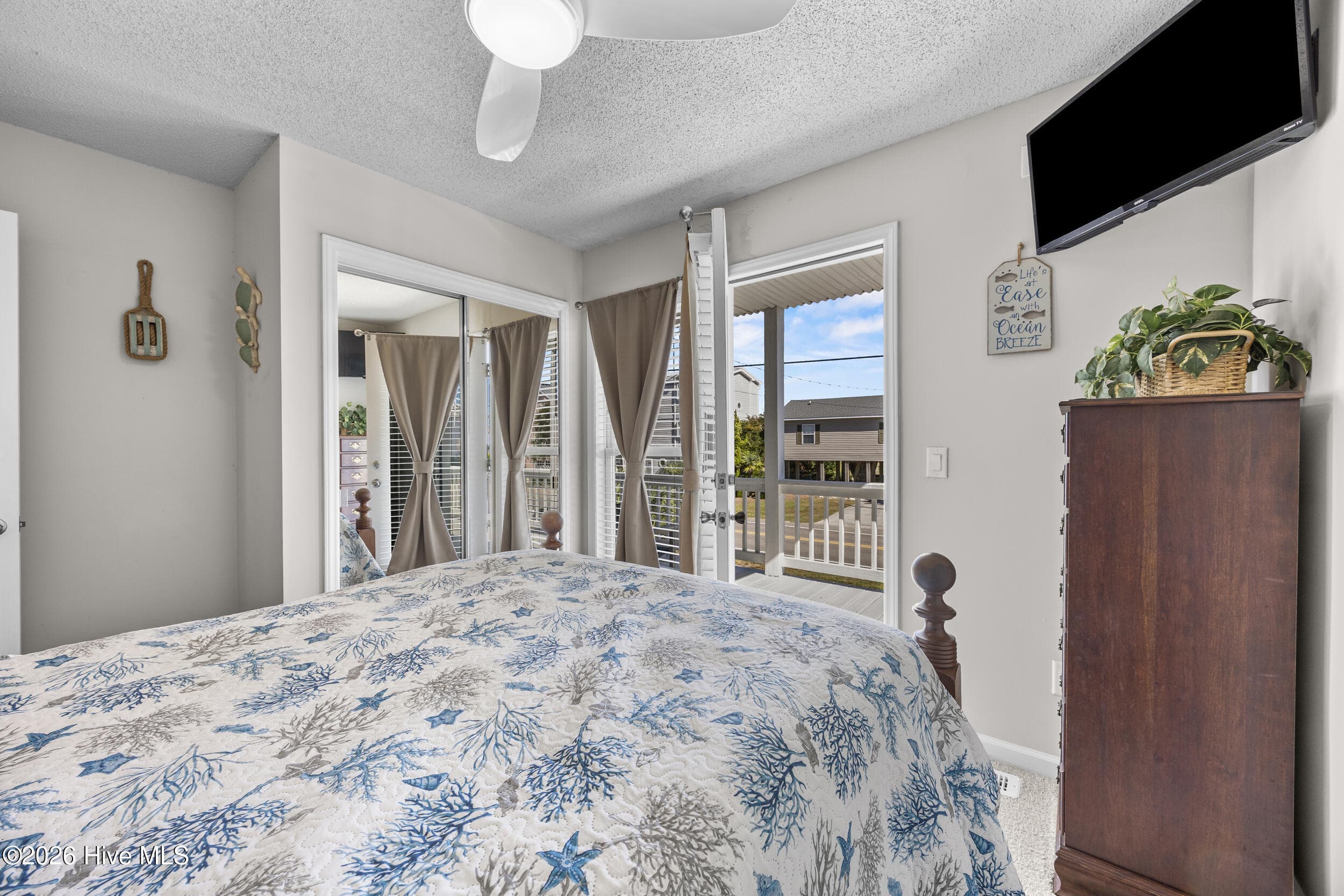 Duplex at 720 Fort Fisher Boulevard S, Kure Beach, NC 28449, photo 24 of 60