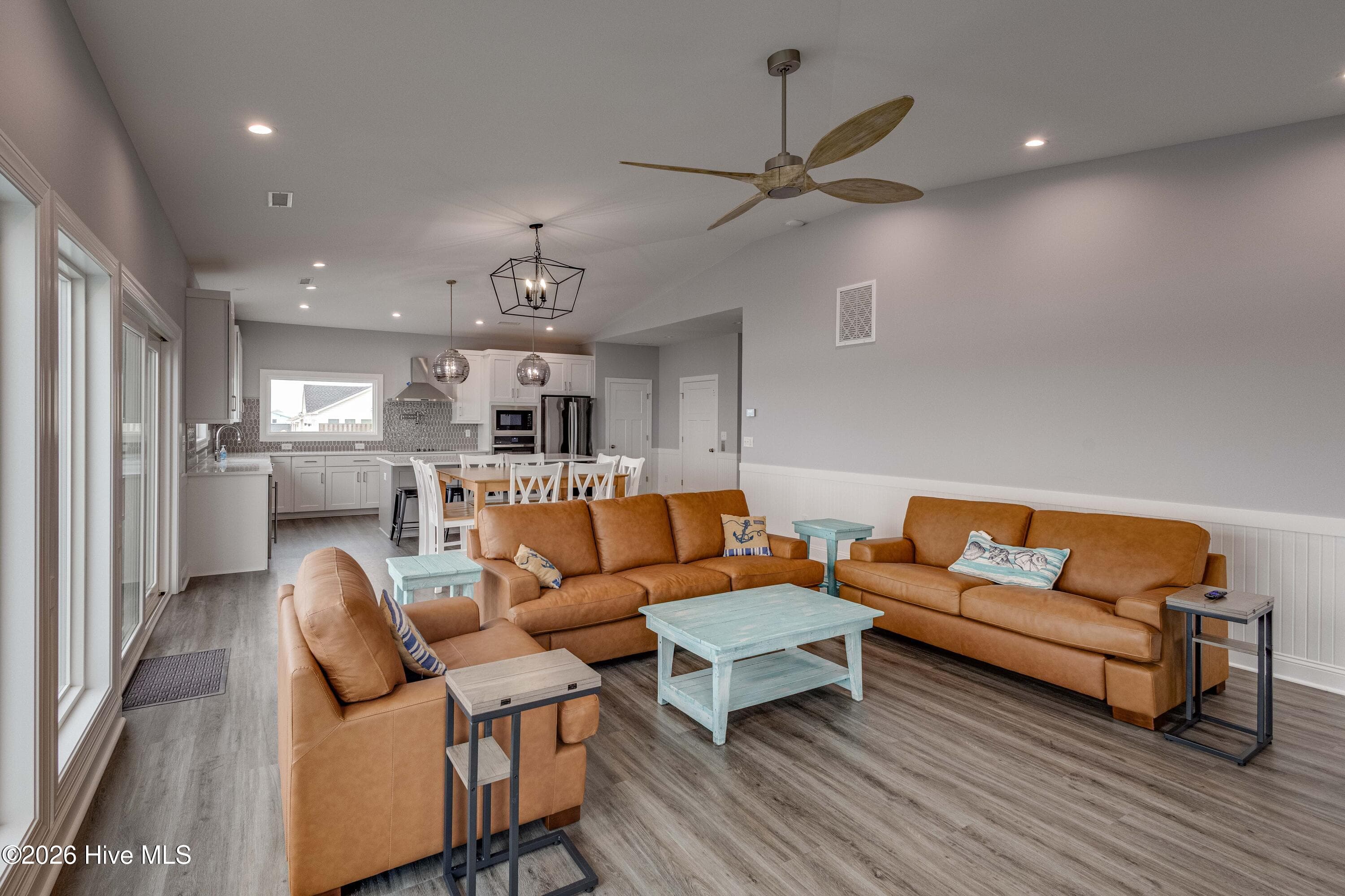 Single Family Residence at 809 N Anderson Boulevard, Topsail Beach, NC 28445, photo 10 of 51