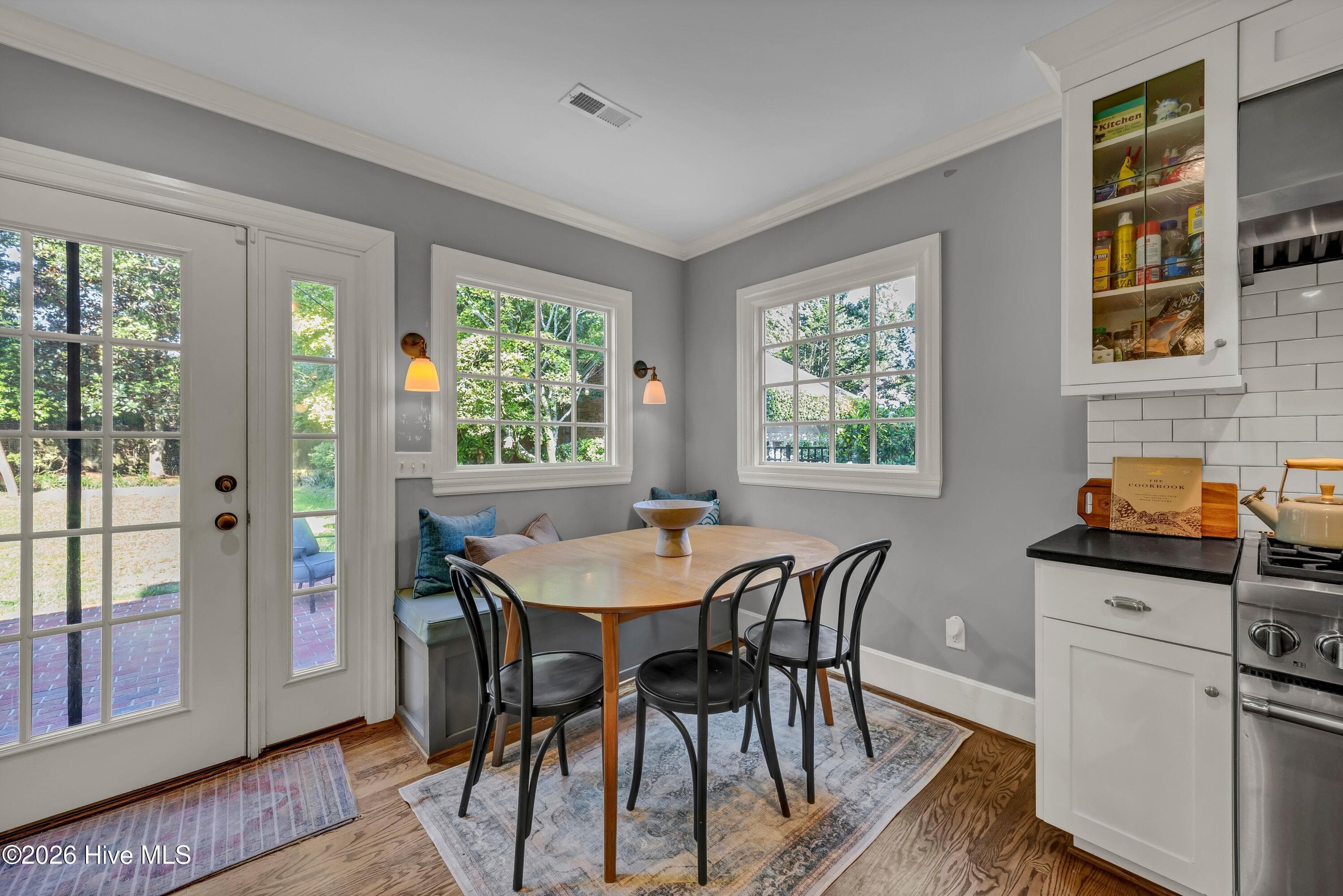 Single Family Residence at 318 Colonial Drive, Wilmington, NC 28403, photo 29 of 74