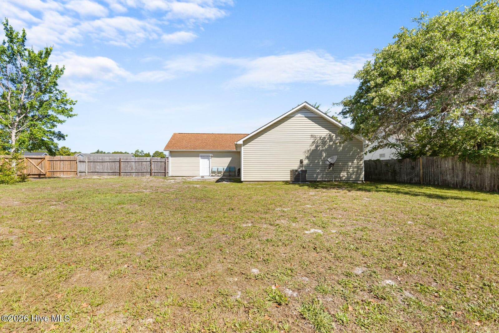 Back yard - 300 Foxtrace Lane, Hubert, NC 28539