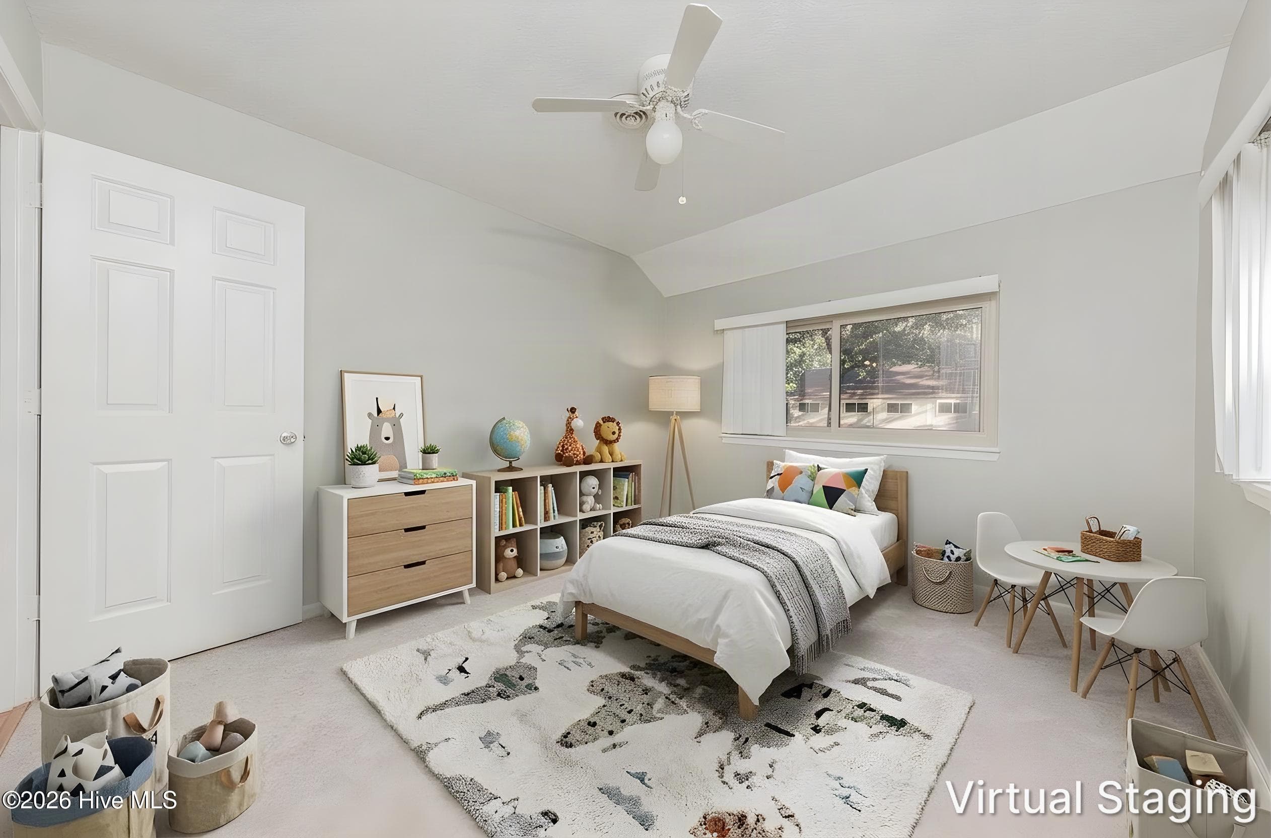 Townhouse at 97 Quarterdeck, New Bern, NC 28562, photo 17 of 71