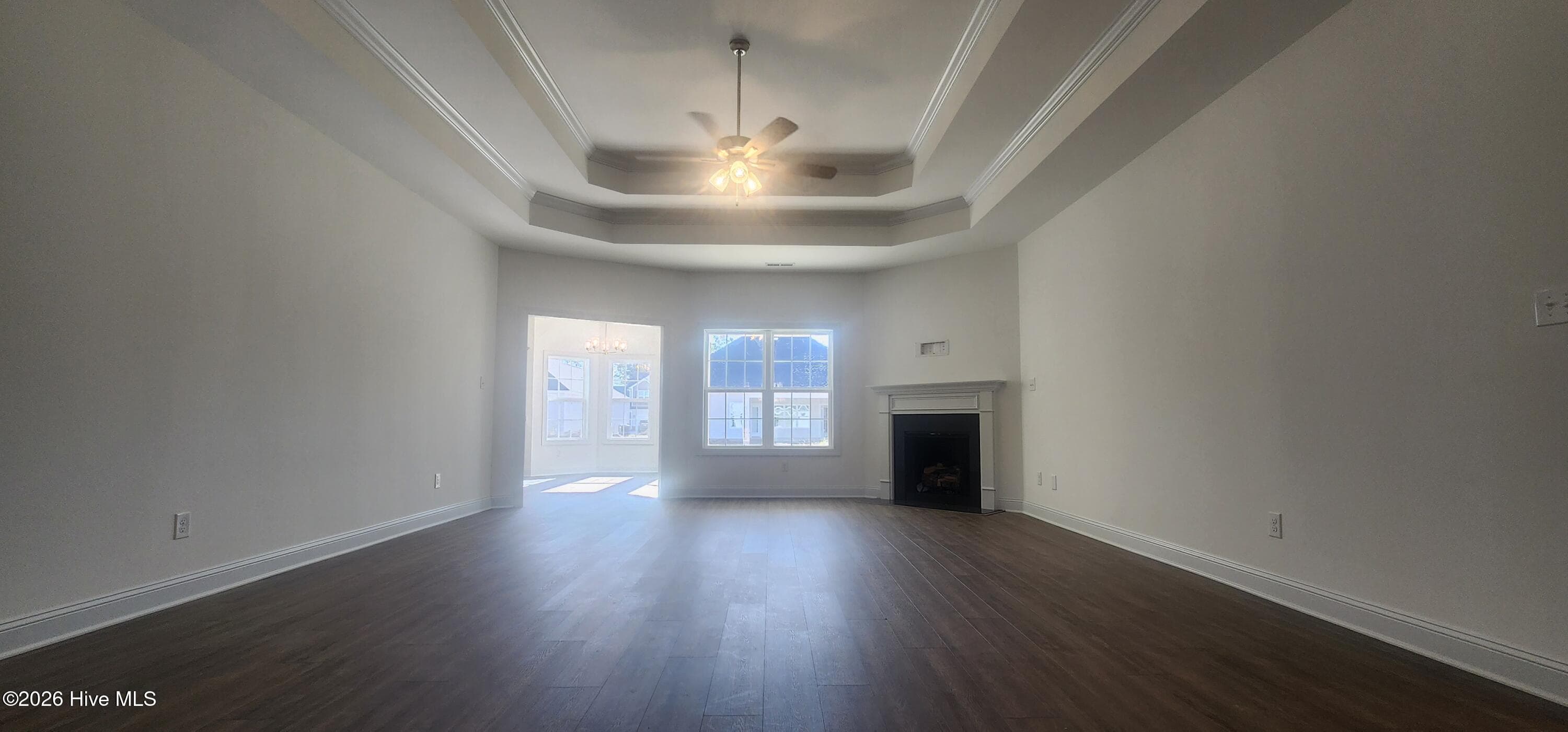 Single Family Residence at 4013 Bluewater Boulevard, New Bern, NC 28562, photo 18 of 121