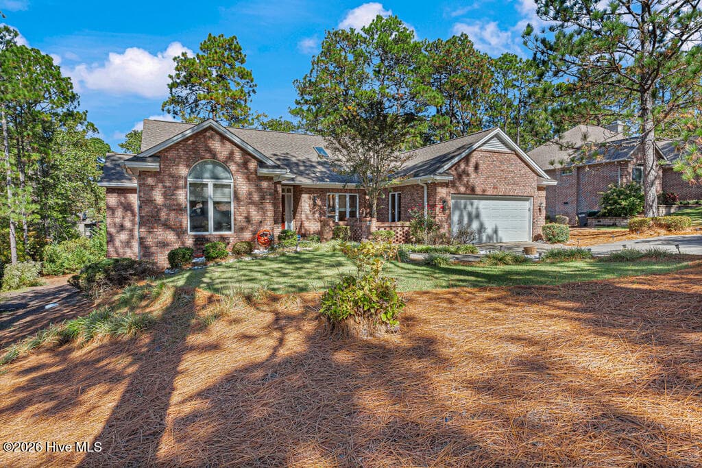 25 Ivy Way Pinehurst NC LF2 - 25 Ivy Way, Pinehurst, NC 28374