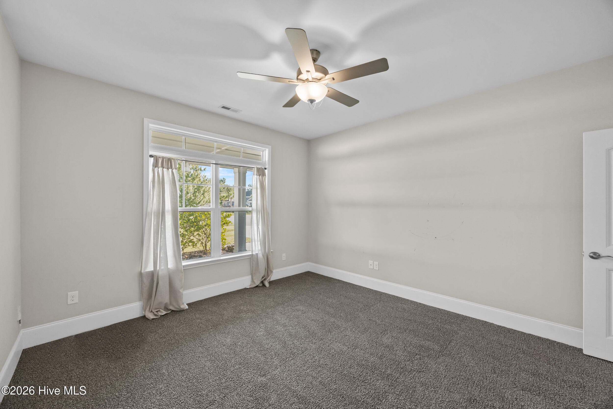 Single Family Residence at 116 Bella Port Lane, Wilmington, NC 28412, photo 12 of 45