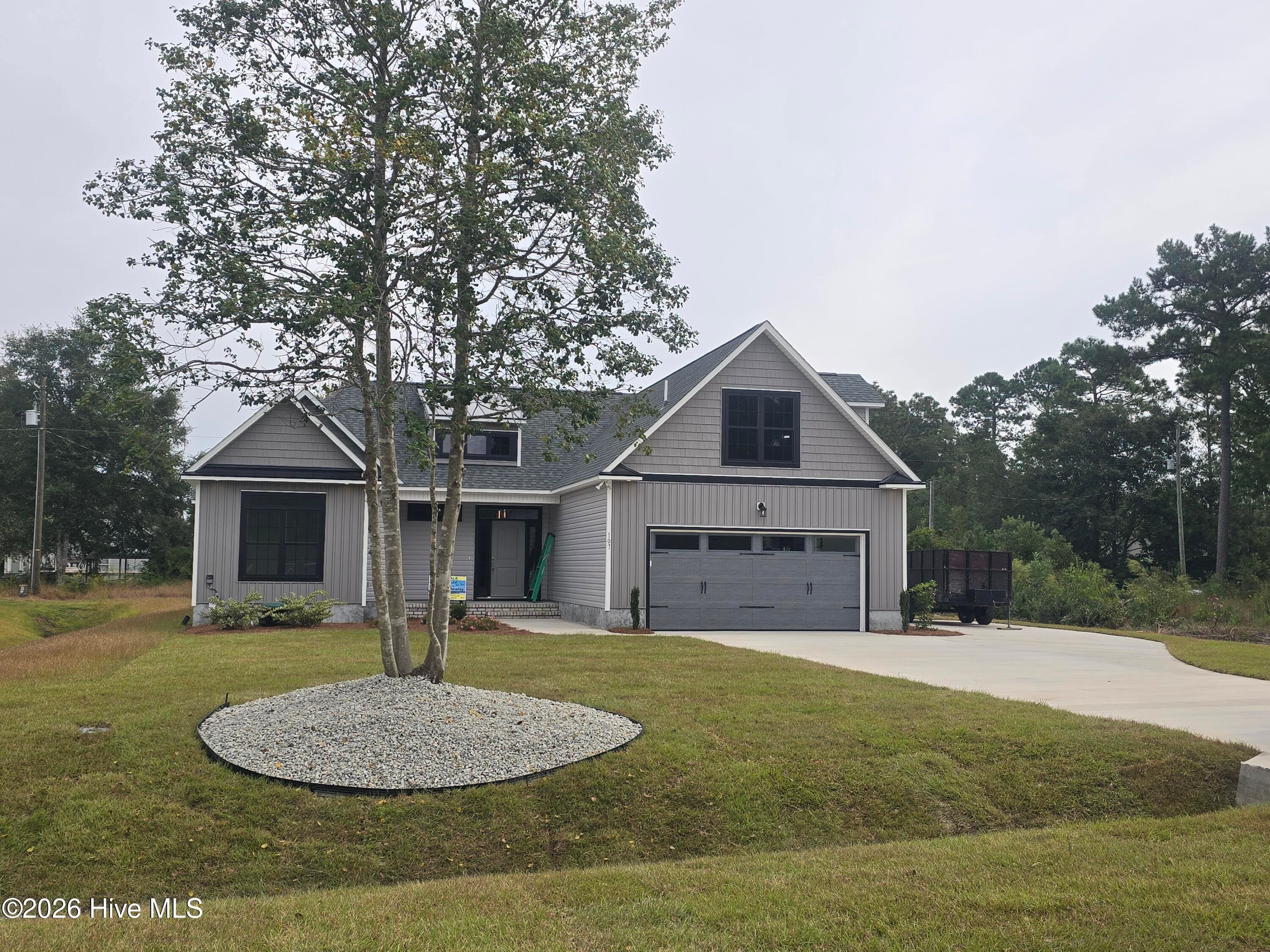 Single Family Residence at 107 Weathersbee Drive, Hampstead, NC 28443, photo 7 of 140