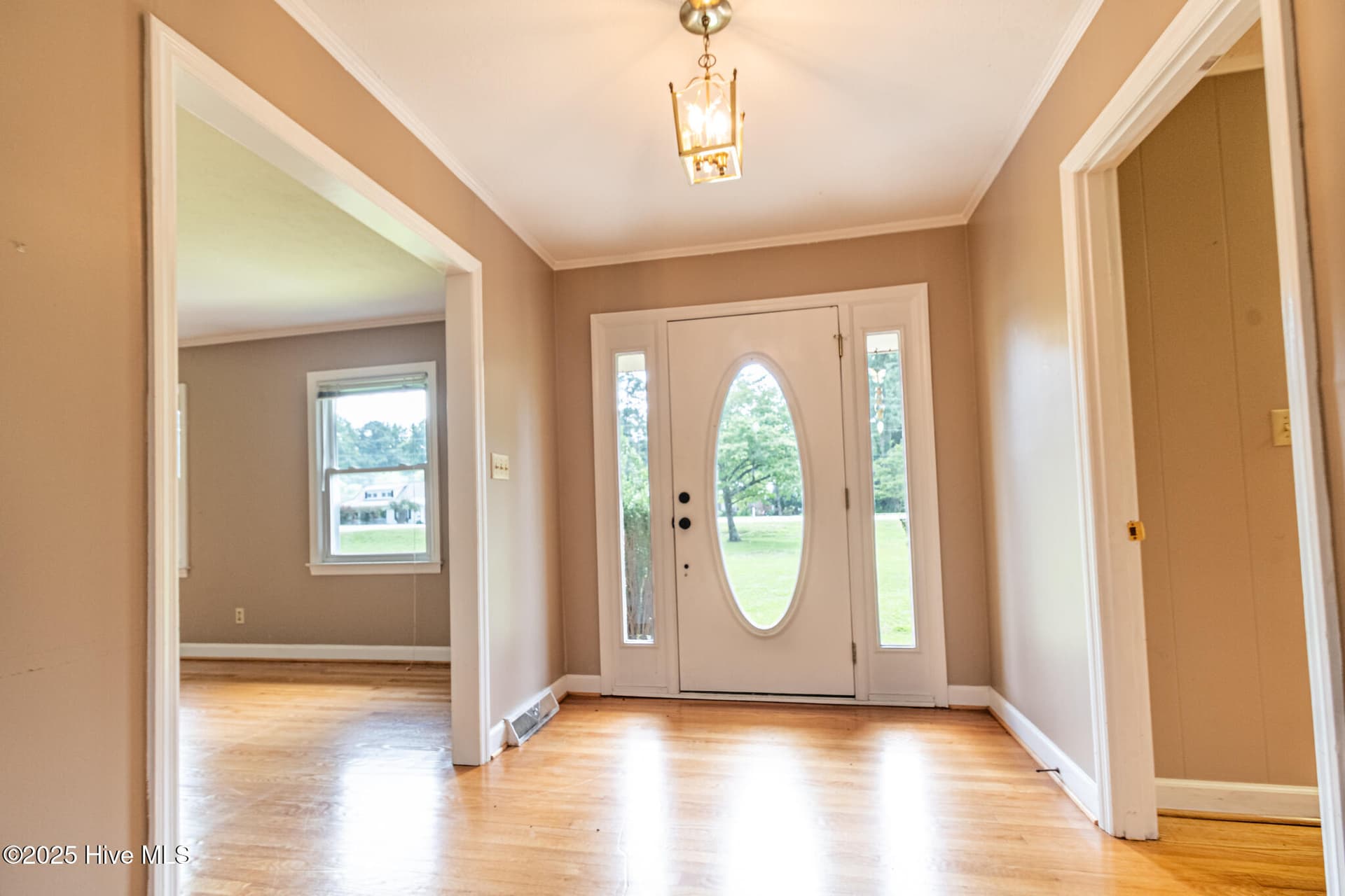 Single Family Residence at 6778 Albert Street, Dublin, NC 28332, photo 11 of 31