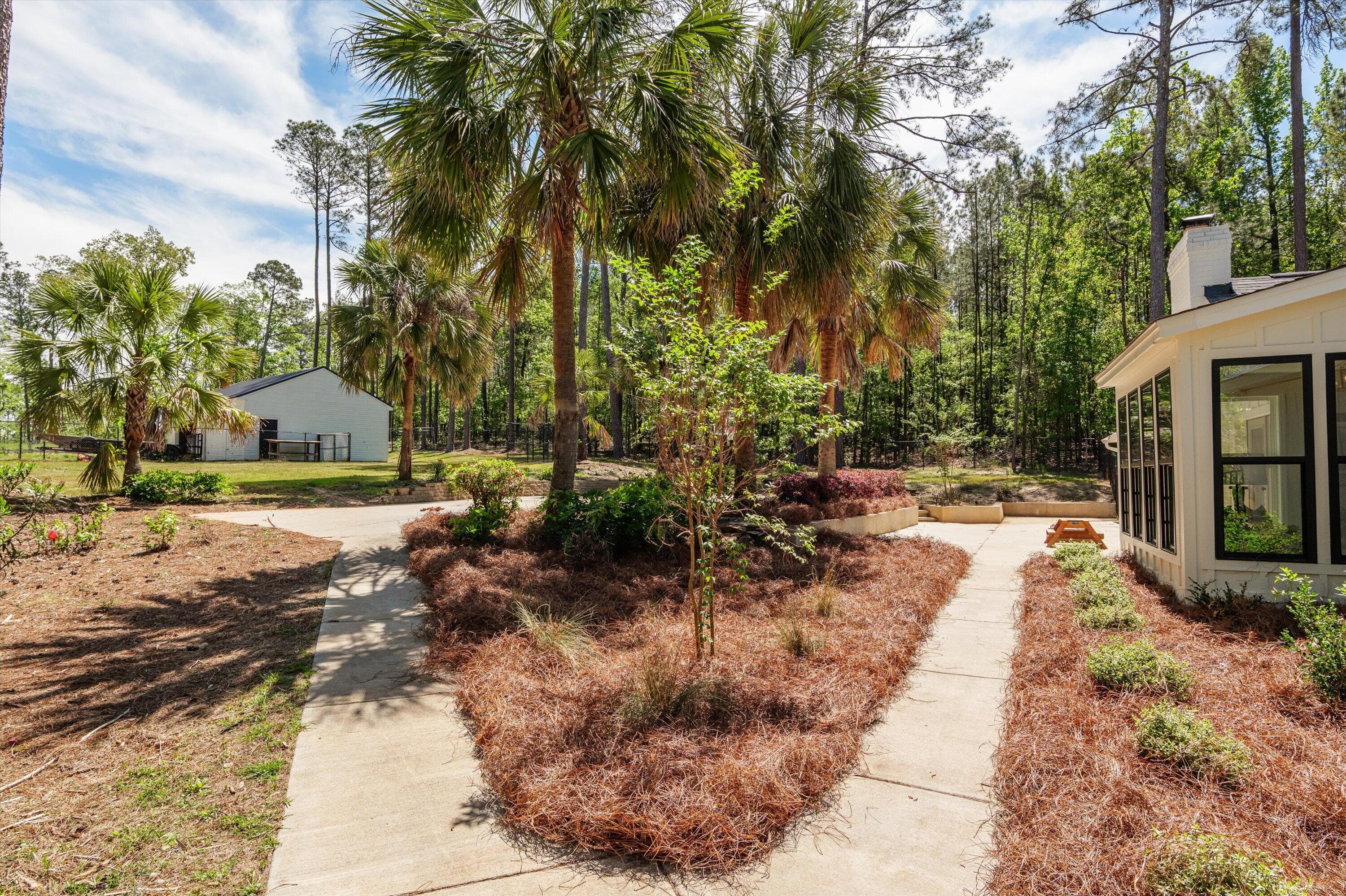 beautifully landscaped - 140 Lewiston Road, Grovetown, GA 30813