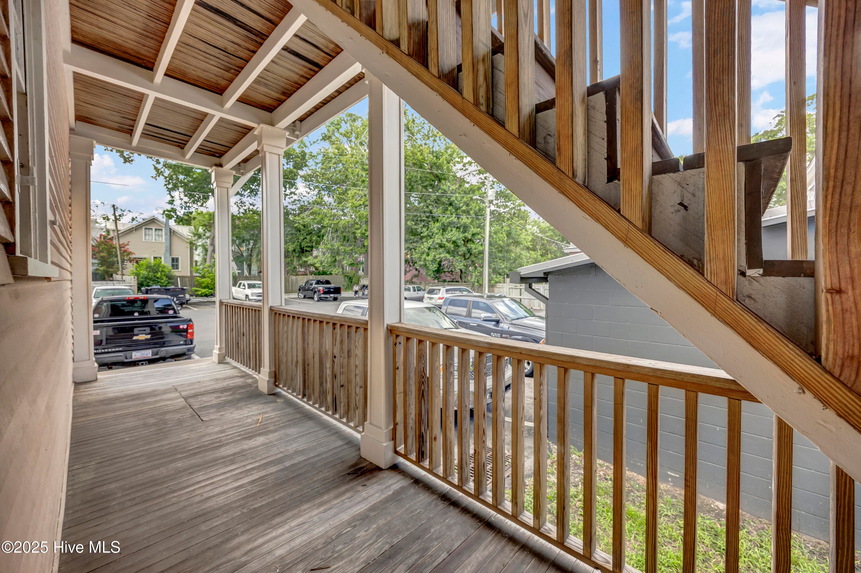 Duplex at 8 S 7th Street, Wilmington, NC 28401, photo 4 of 46