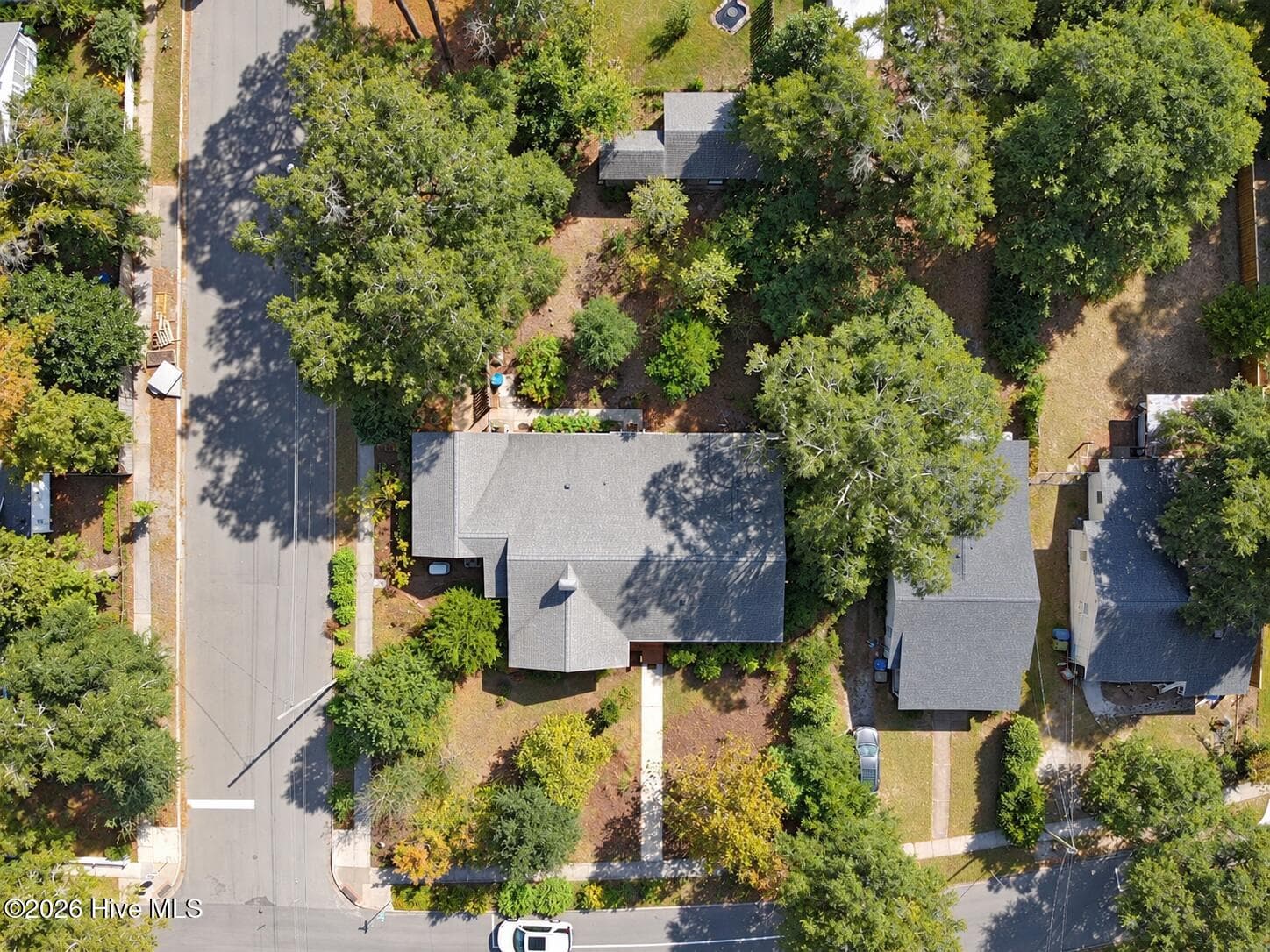 Single Family Residence at 320 Northern Boulevard, Wilmington, NC 28401, photo 70 of 159