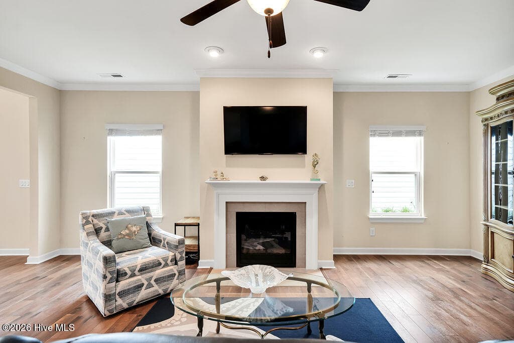 Single Family Residence at 7091 Muskerry Way, Leland, NC 28451, photo 8 of 107