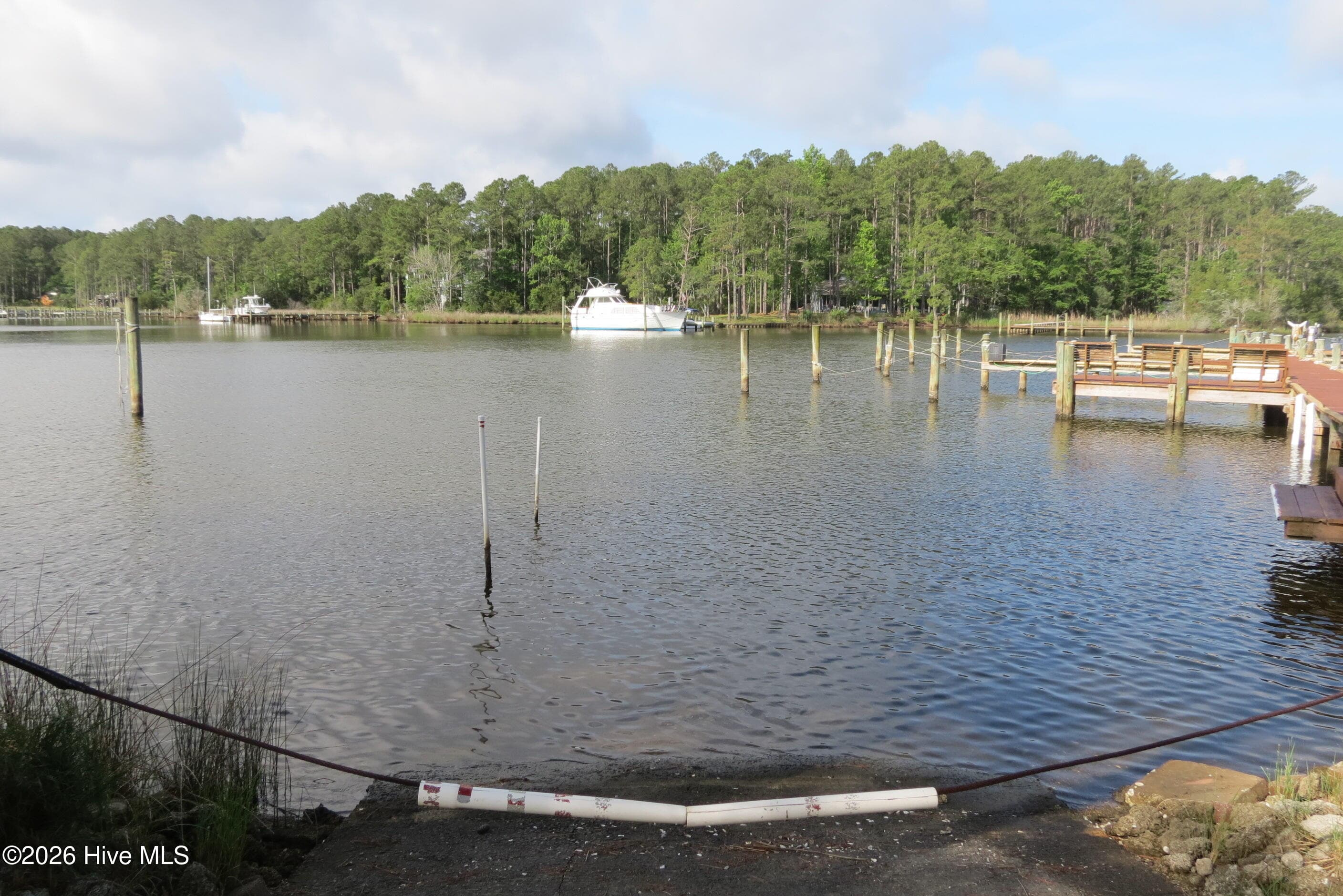 Community boat ramp - 20 19 Teal Road, Merritt, NC 28556