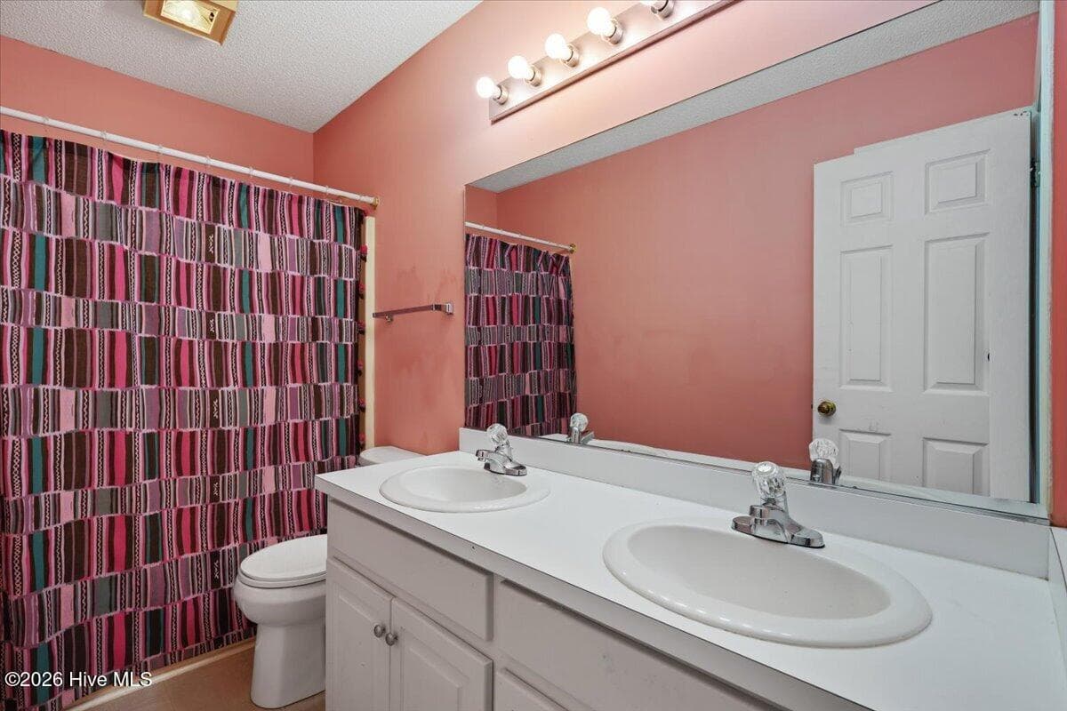 Single Family Residence at 206 Creekside Drive, Goldsboro, NC 27534, photo 18 of 20